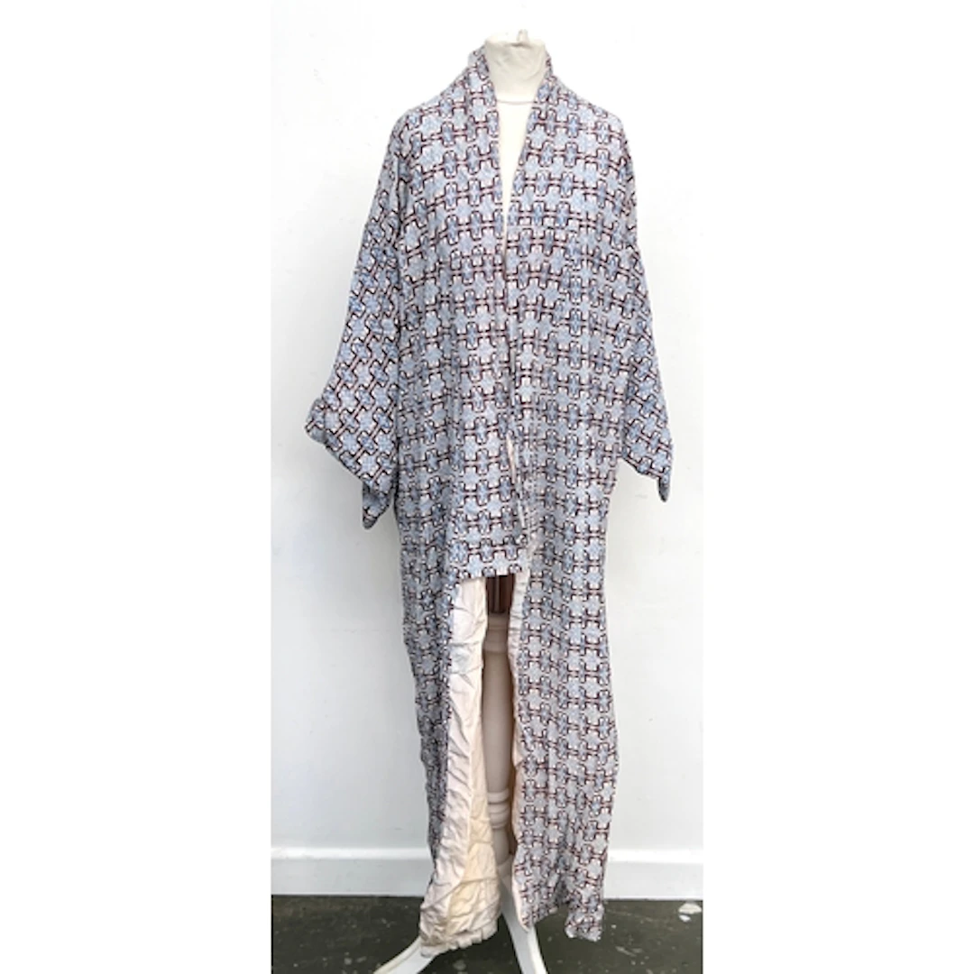 A ladies silk kimono