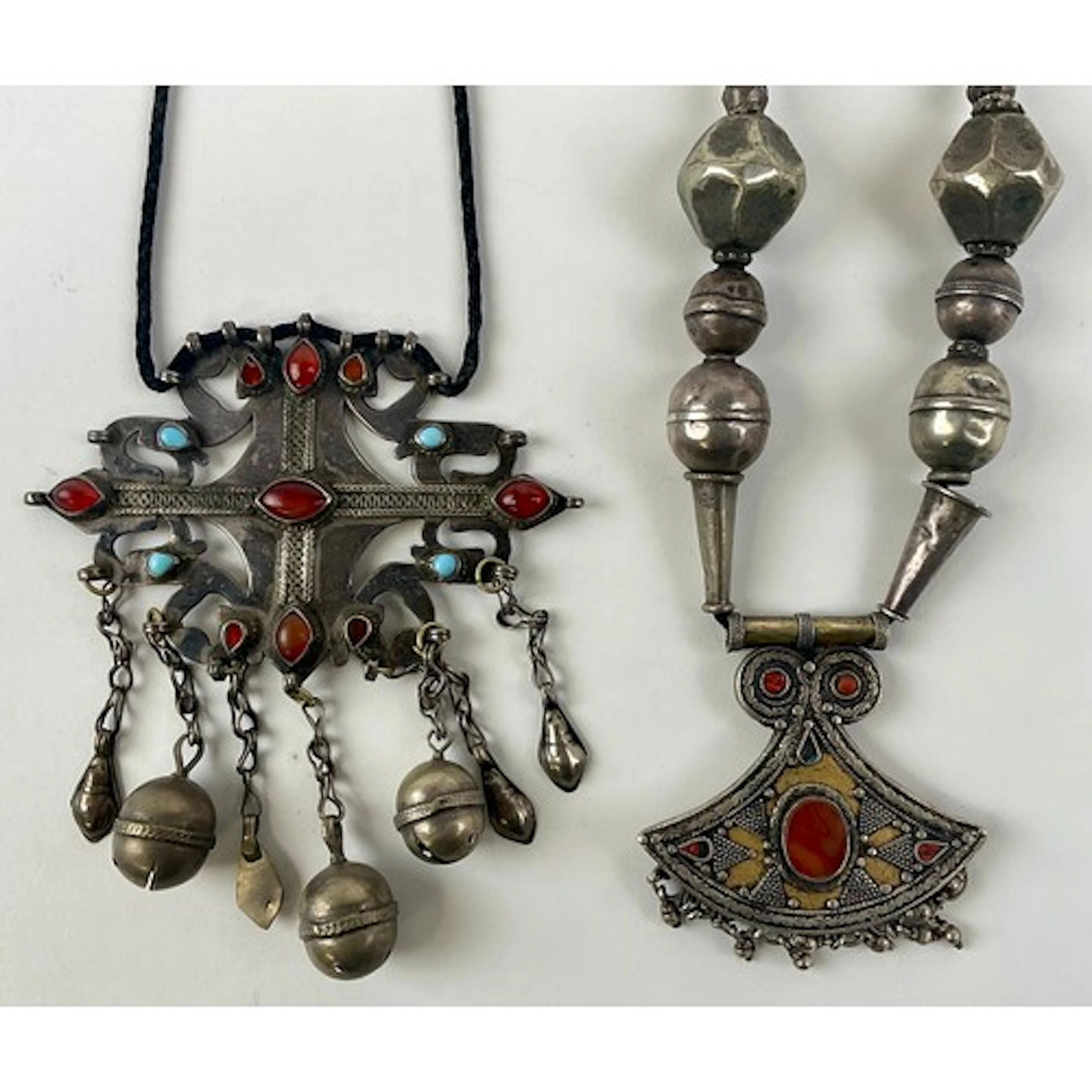 A Turkmen [Turkoman] asyk pendant necklace, set with carneli...