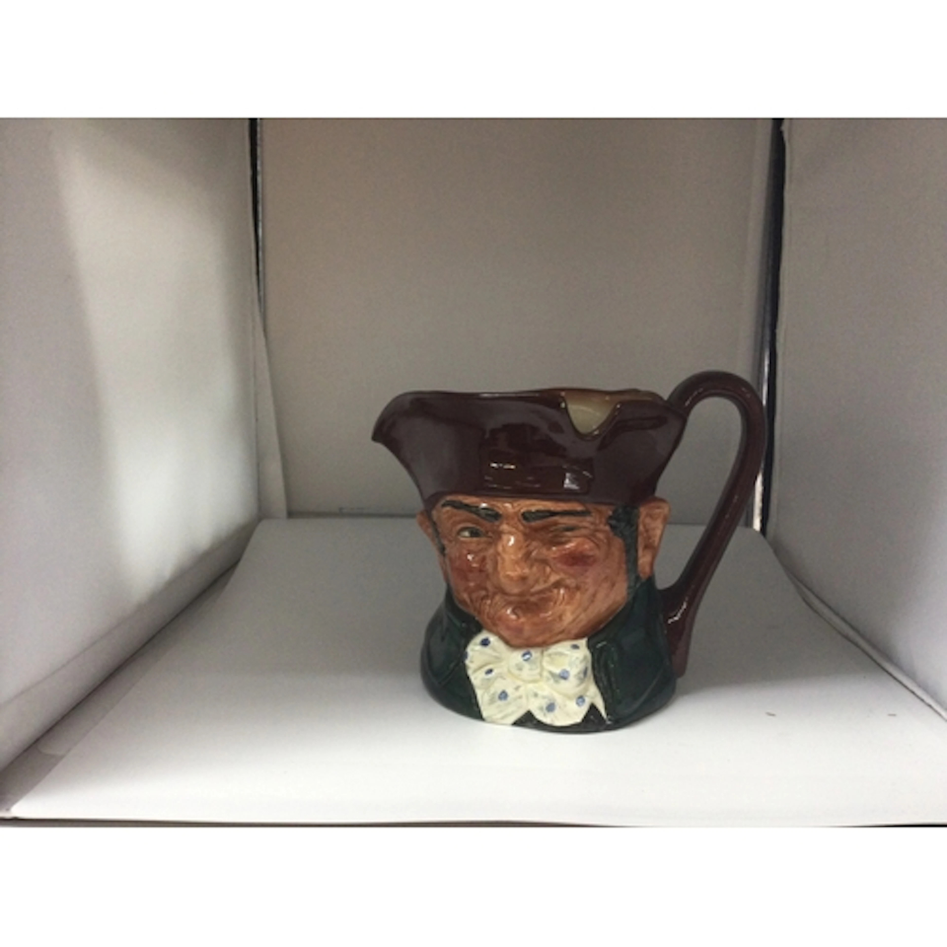 10 Character jugs including: Punch and Judy man, old Charley...