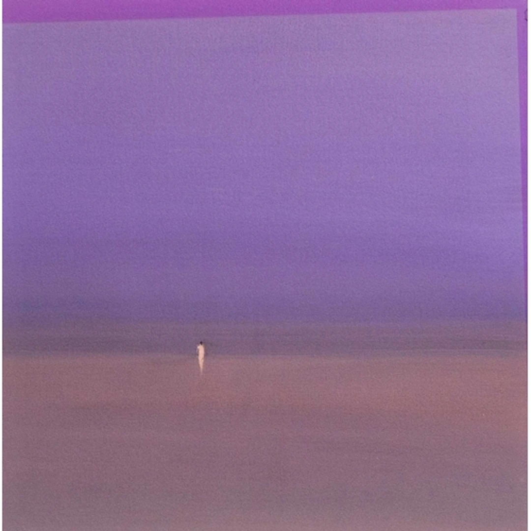 § John MILLER (1931-2002) Figure on a Beach Gouache, inscri...