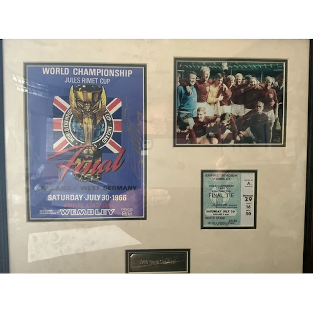 Geoff Hurst Signed 1966 England World Cup Display: Reproduct...