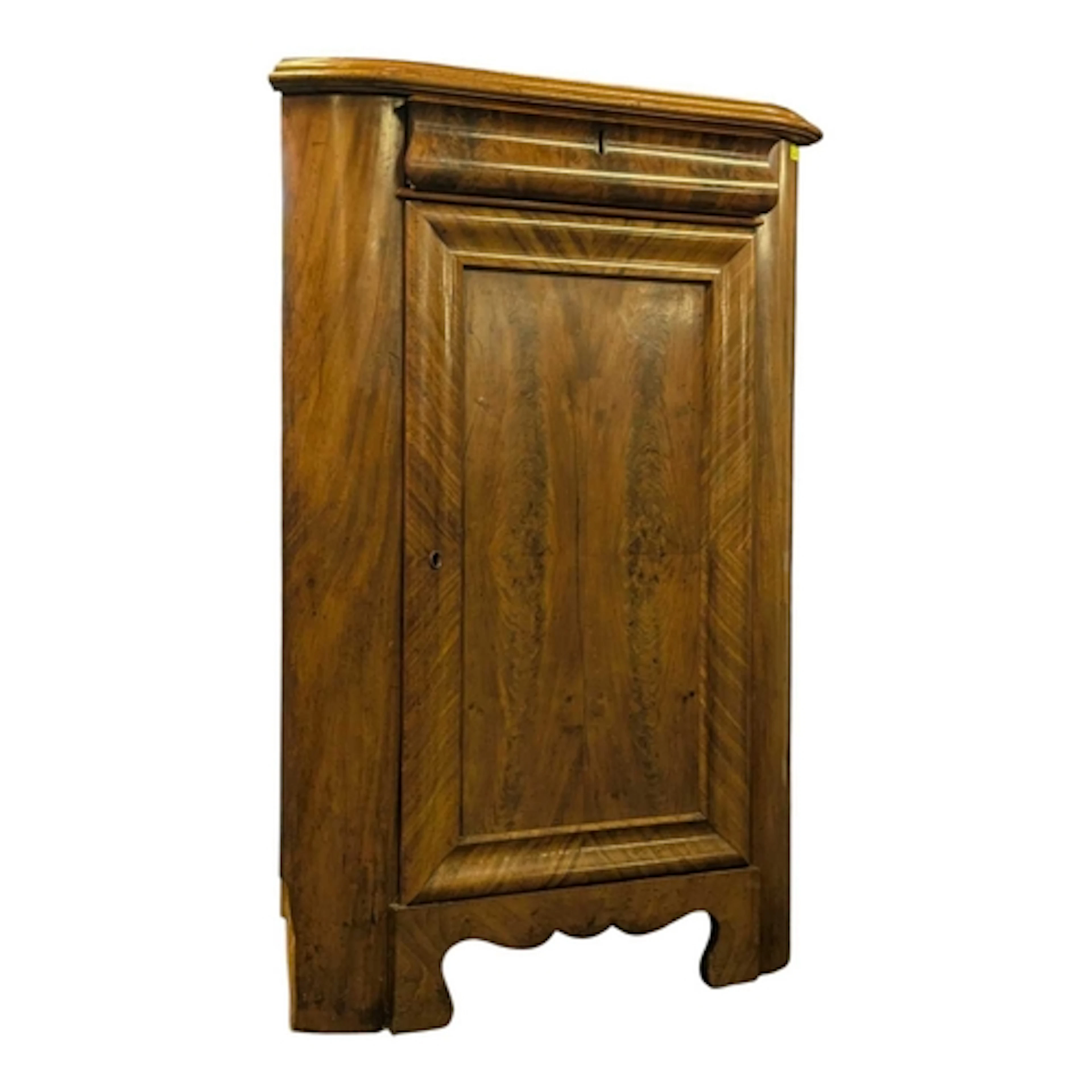 19th century Walnut Biedermeier corner cupboard. Having a ch...