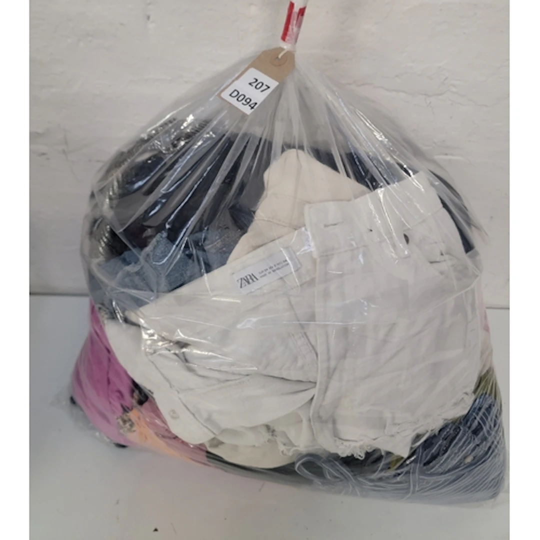 ONE BAG OF MAINLY LADIES CLOTHING ITEMS including Zara