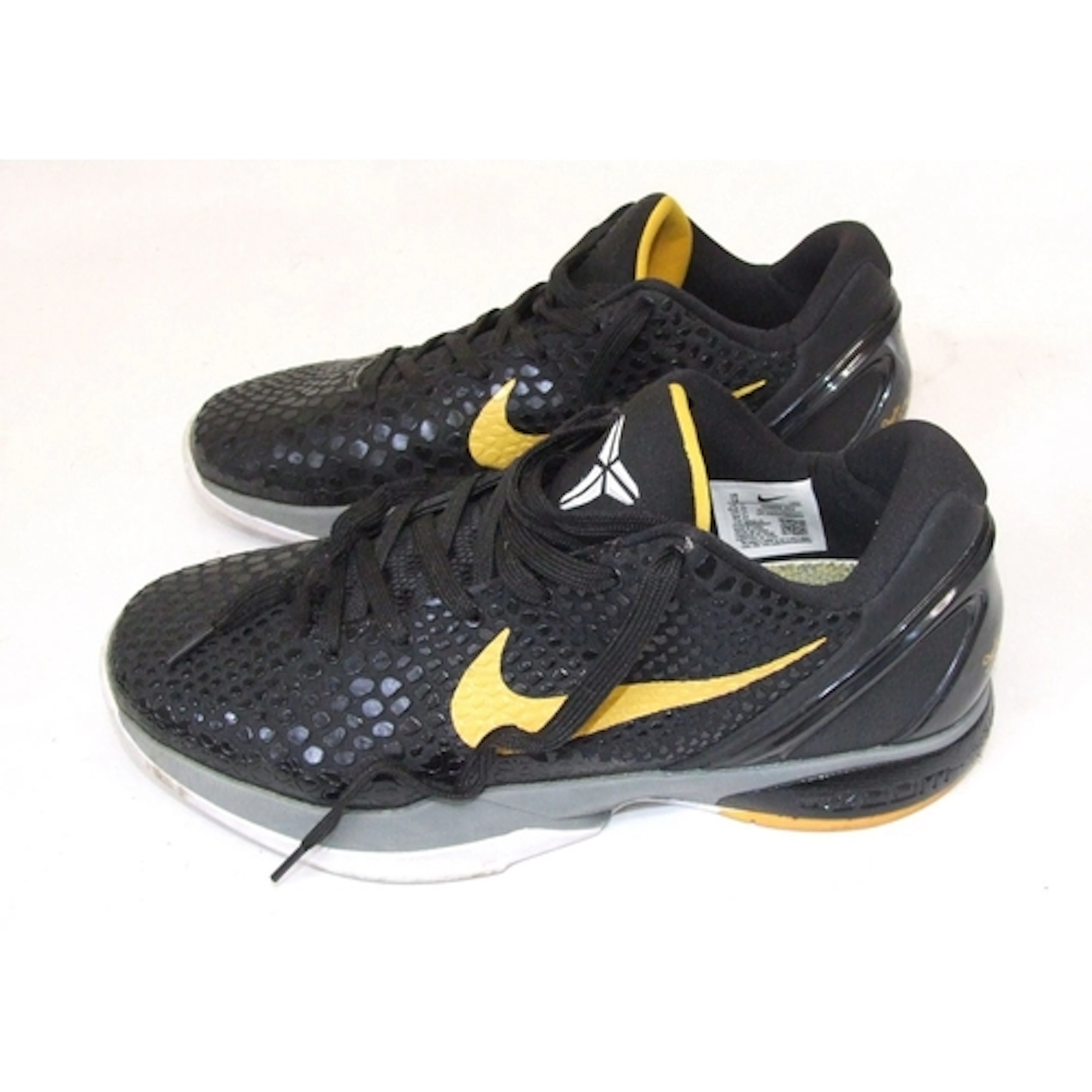 Pair Mens Nike Kobe Zoom Trainers size 11