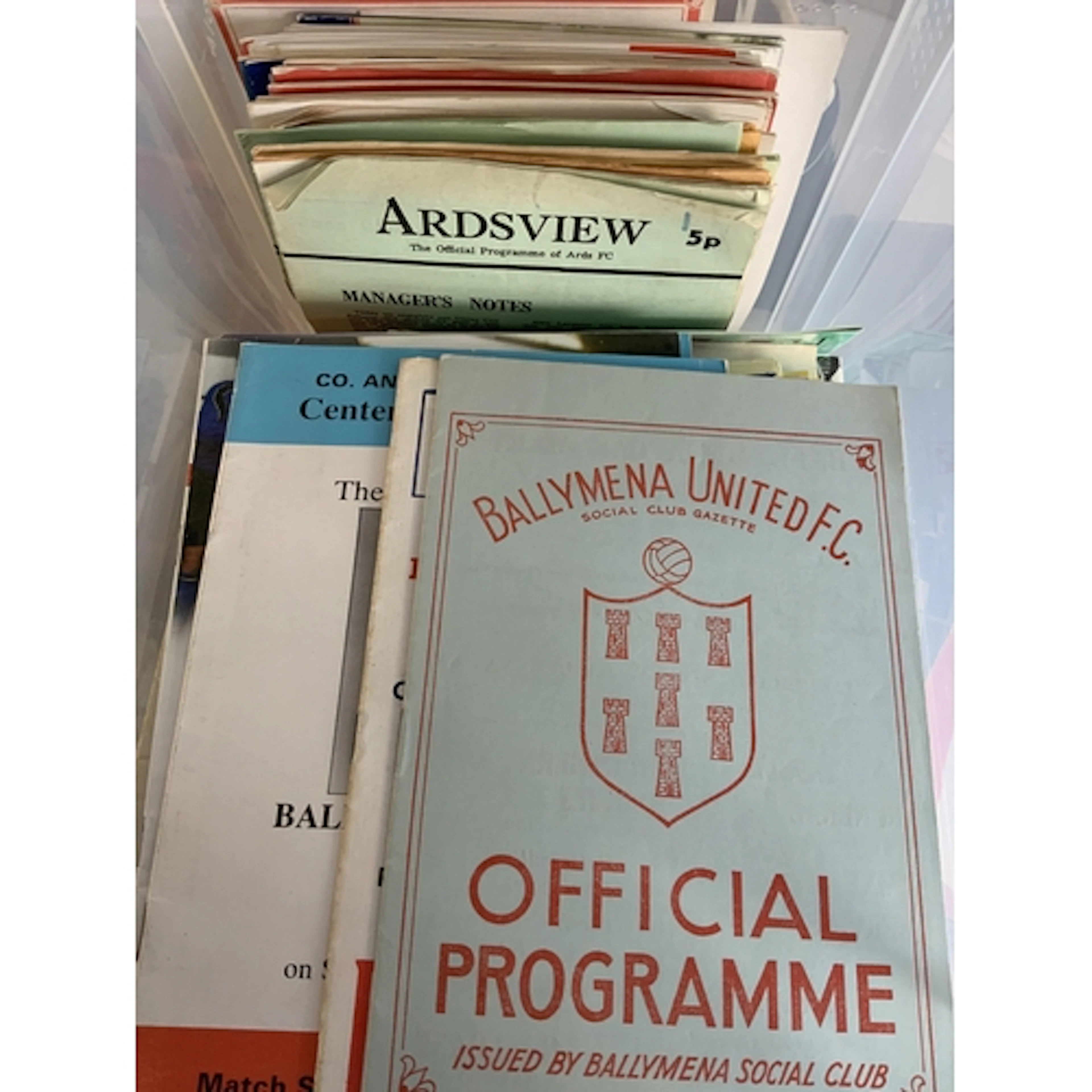 Irish Football Programmes: Both north and south clubs in exc...