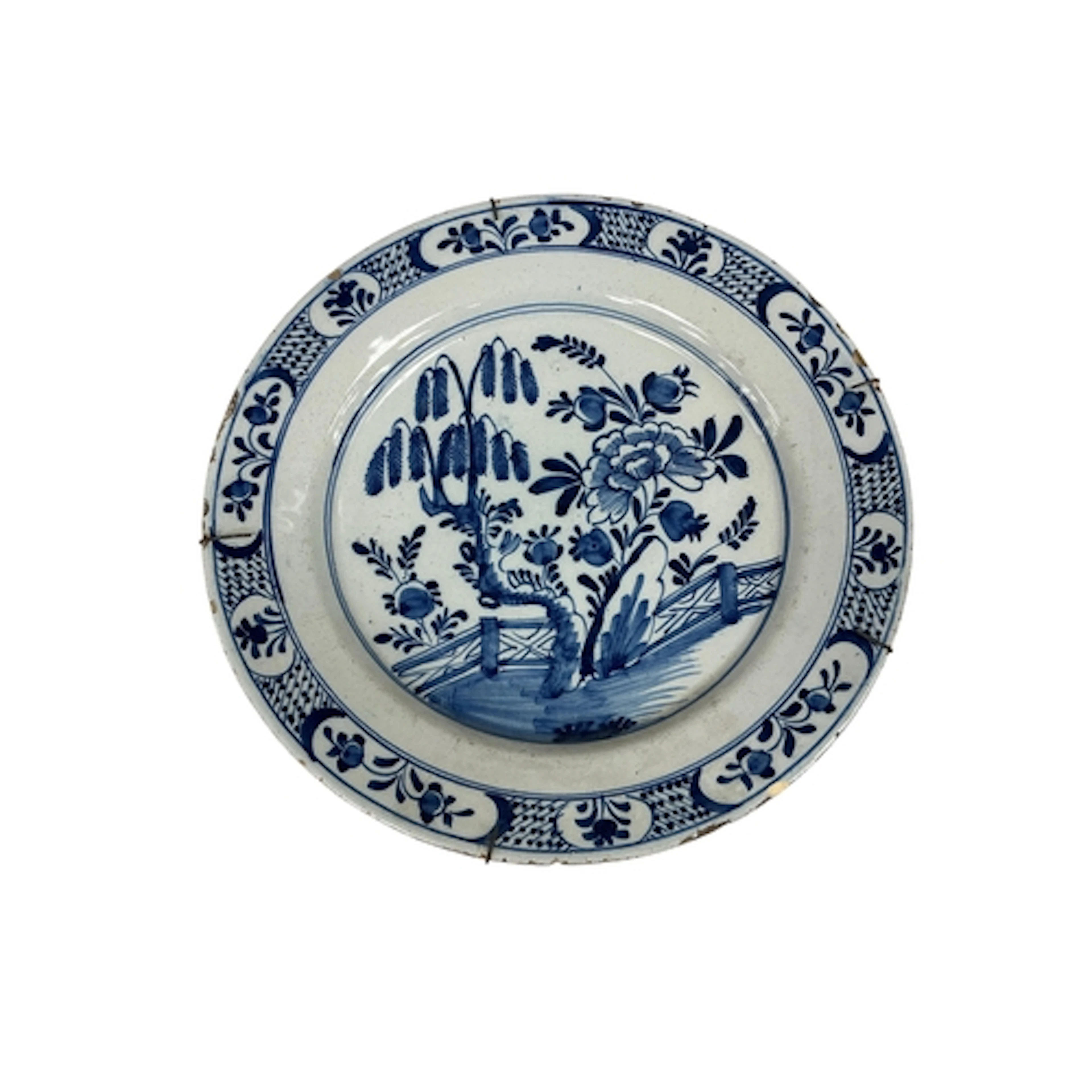 An 18th century Delft blue and white chinoiserie charger, 34...