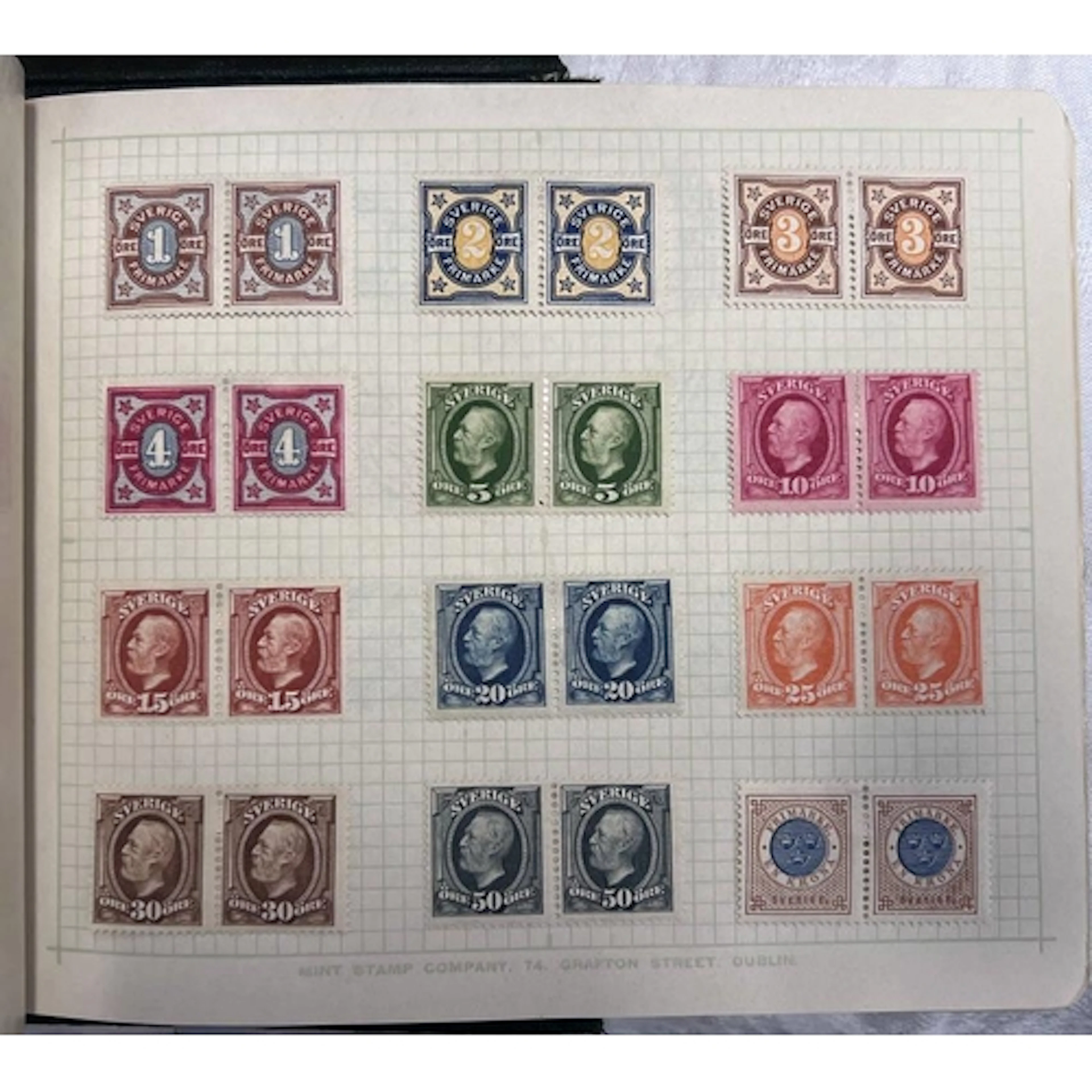 ALBUM OF VARIOUS STAMPS TO INCLUDE INTERESTING ITALIAN STATE...