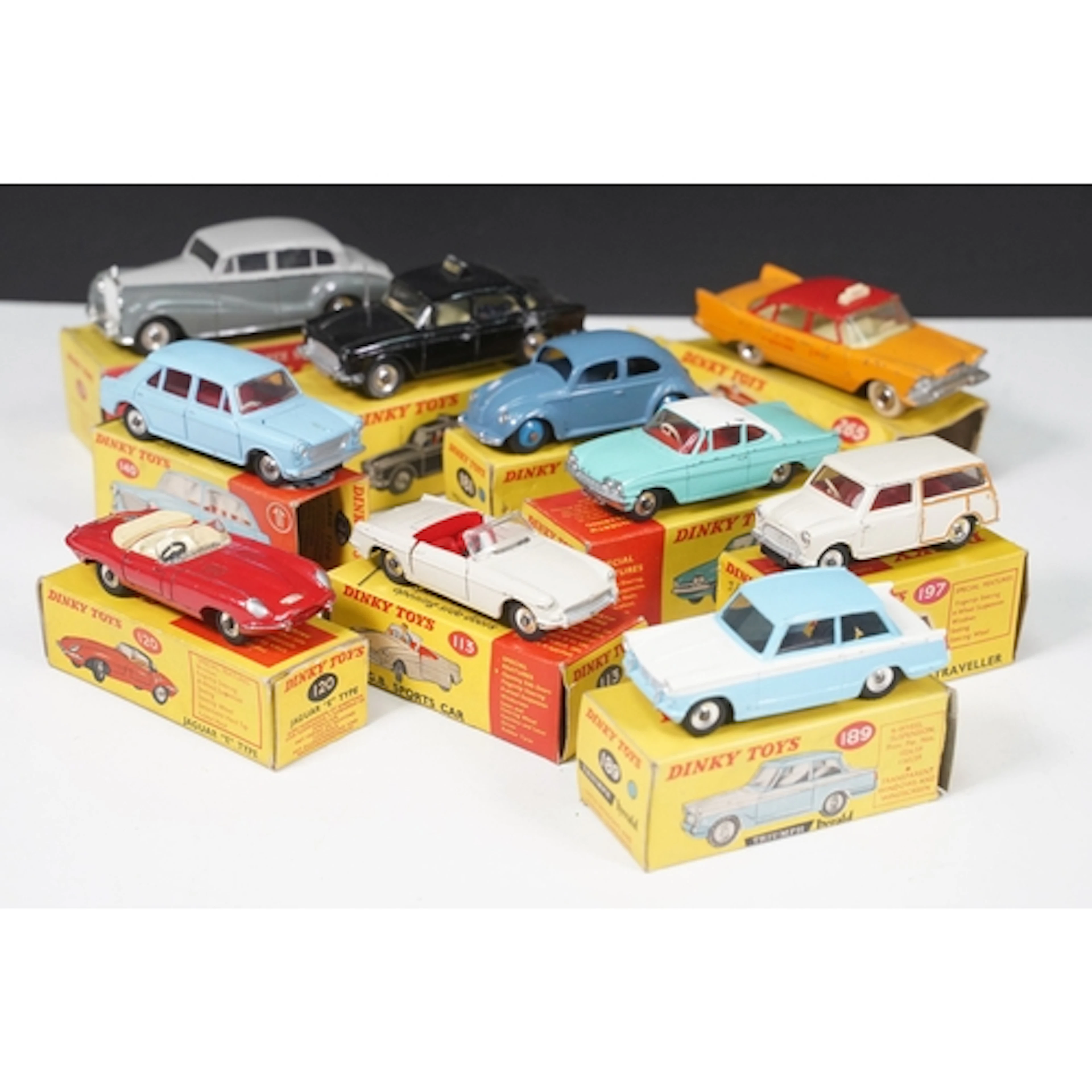 Ten boxed Dinky diecast models to include 140 Morris 1100, 1...