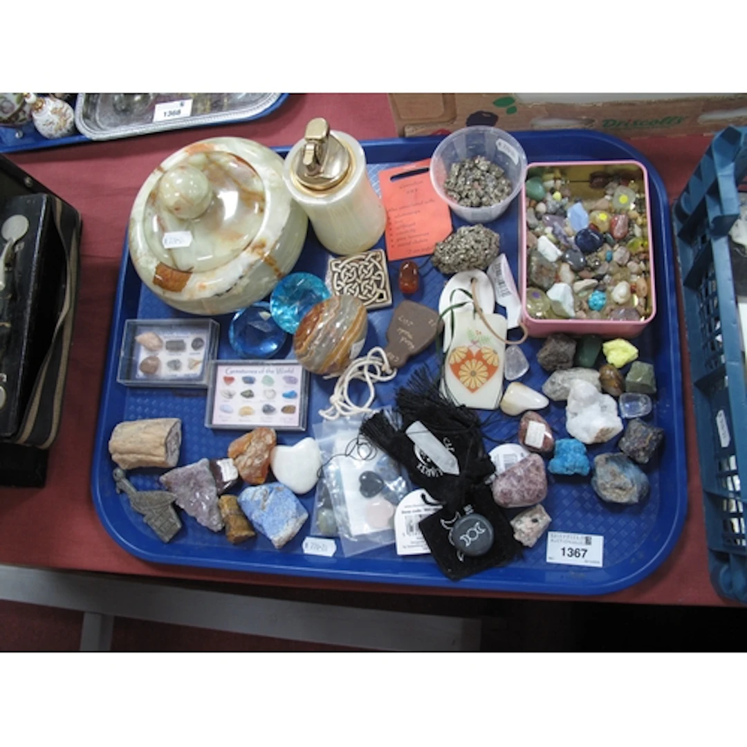 Collectables, including a varied collection of 20th-century ...