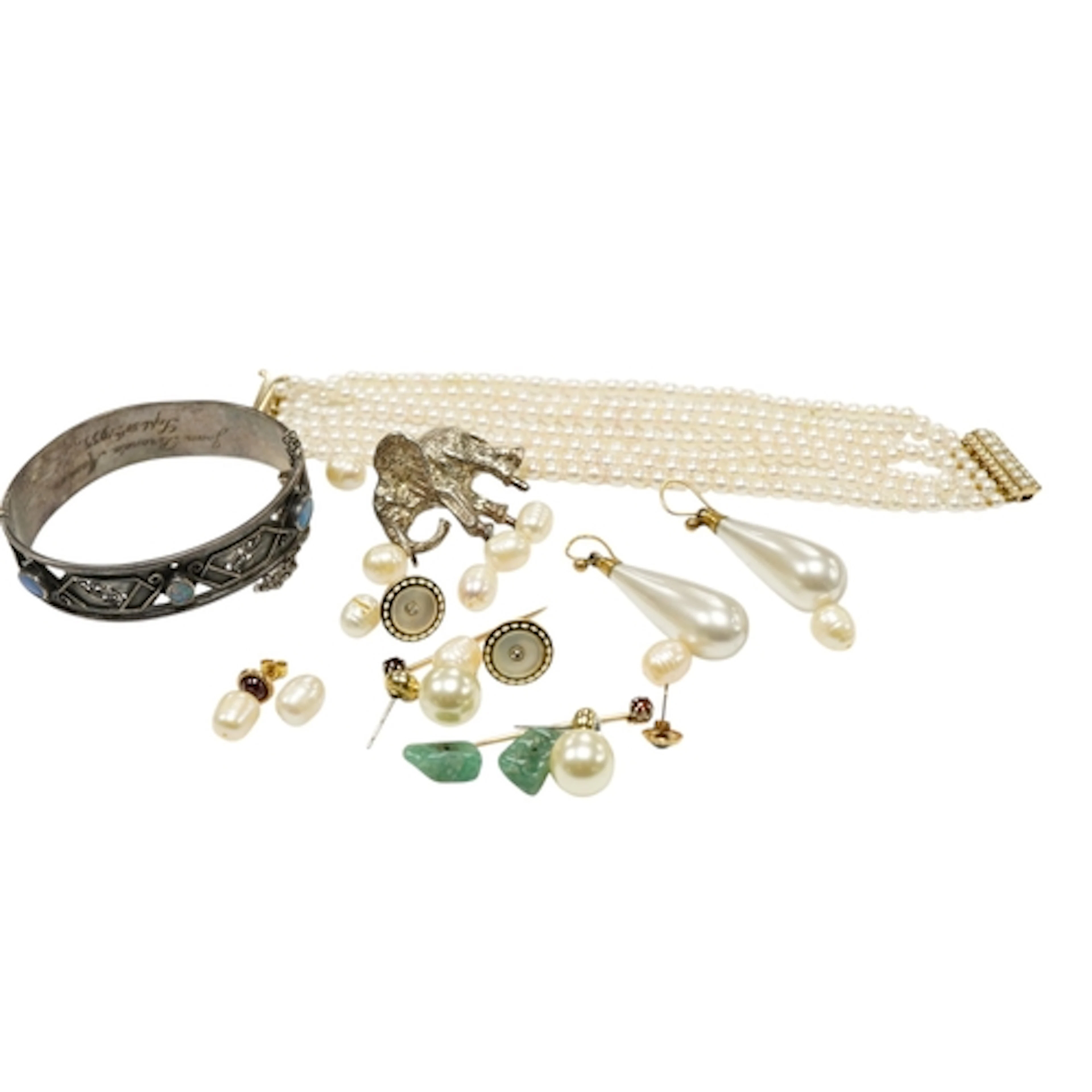 A collection of jewels, comprising: a pair of mother of pear...