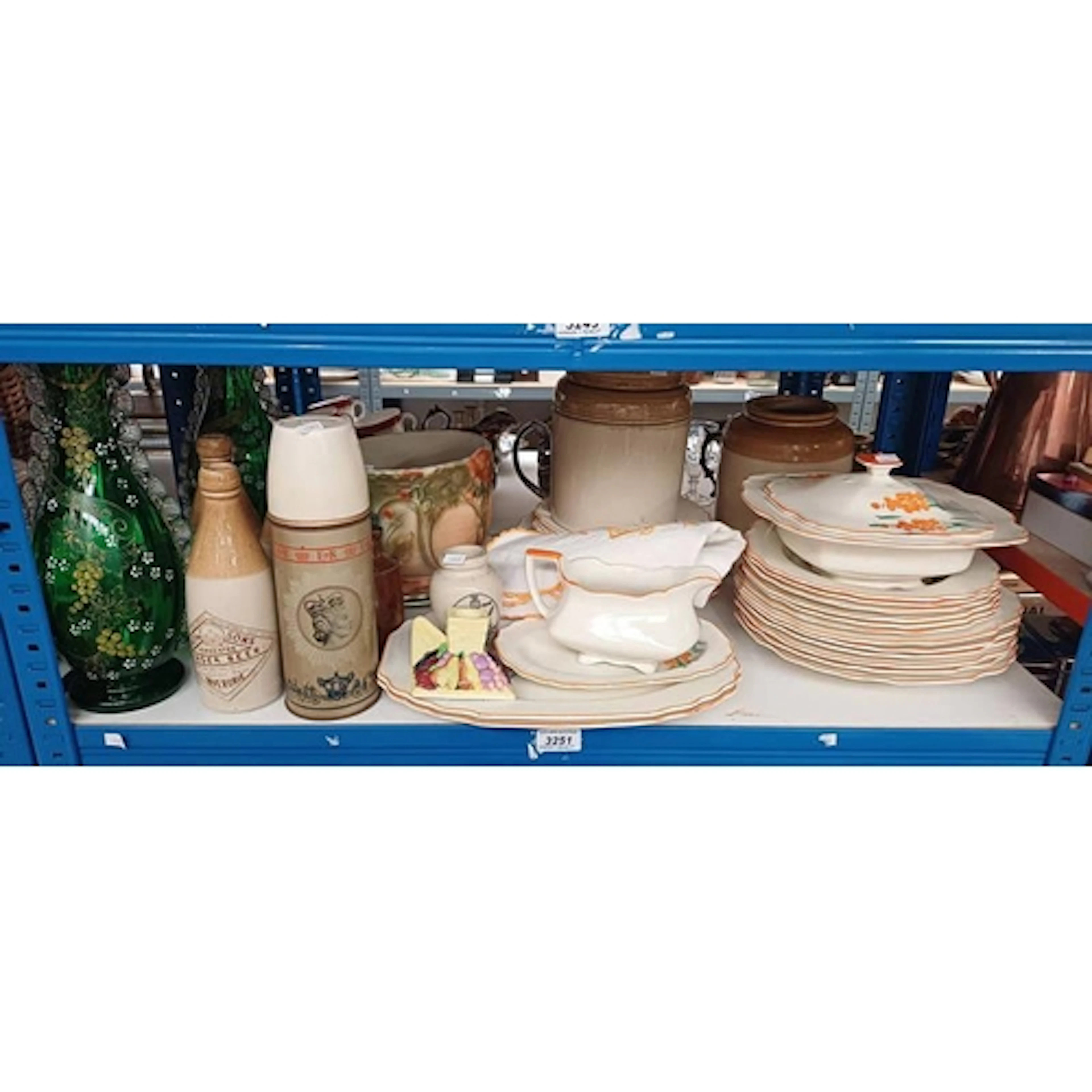 SELECTION OF VARIOUS ITEMS INCLUDING STONEWARE GINGER BEER B...