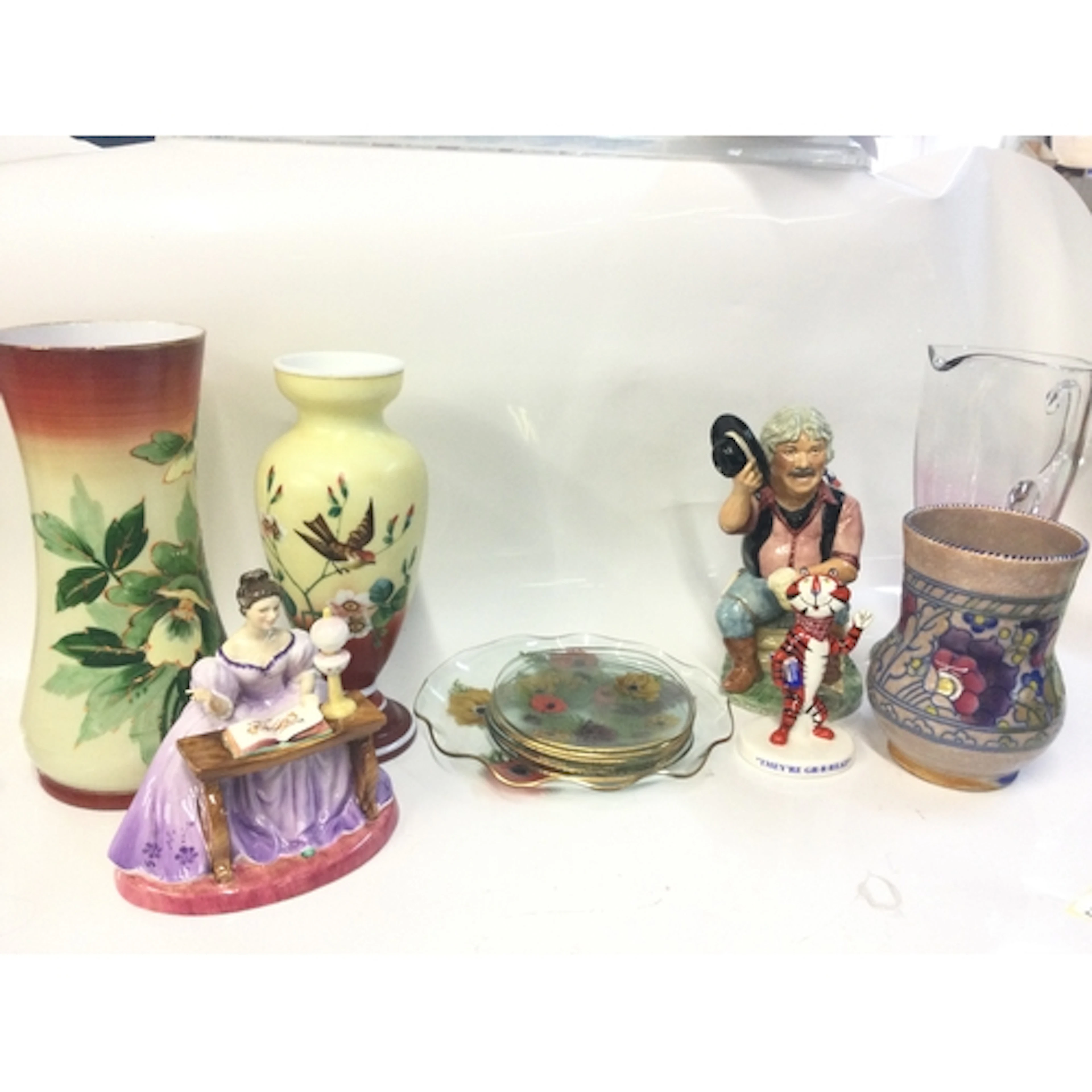 A collection of ceramics Peggy Davies Fanny Kemble figure, P...