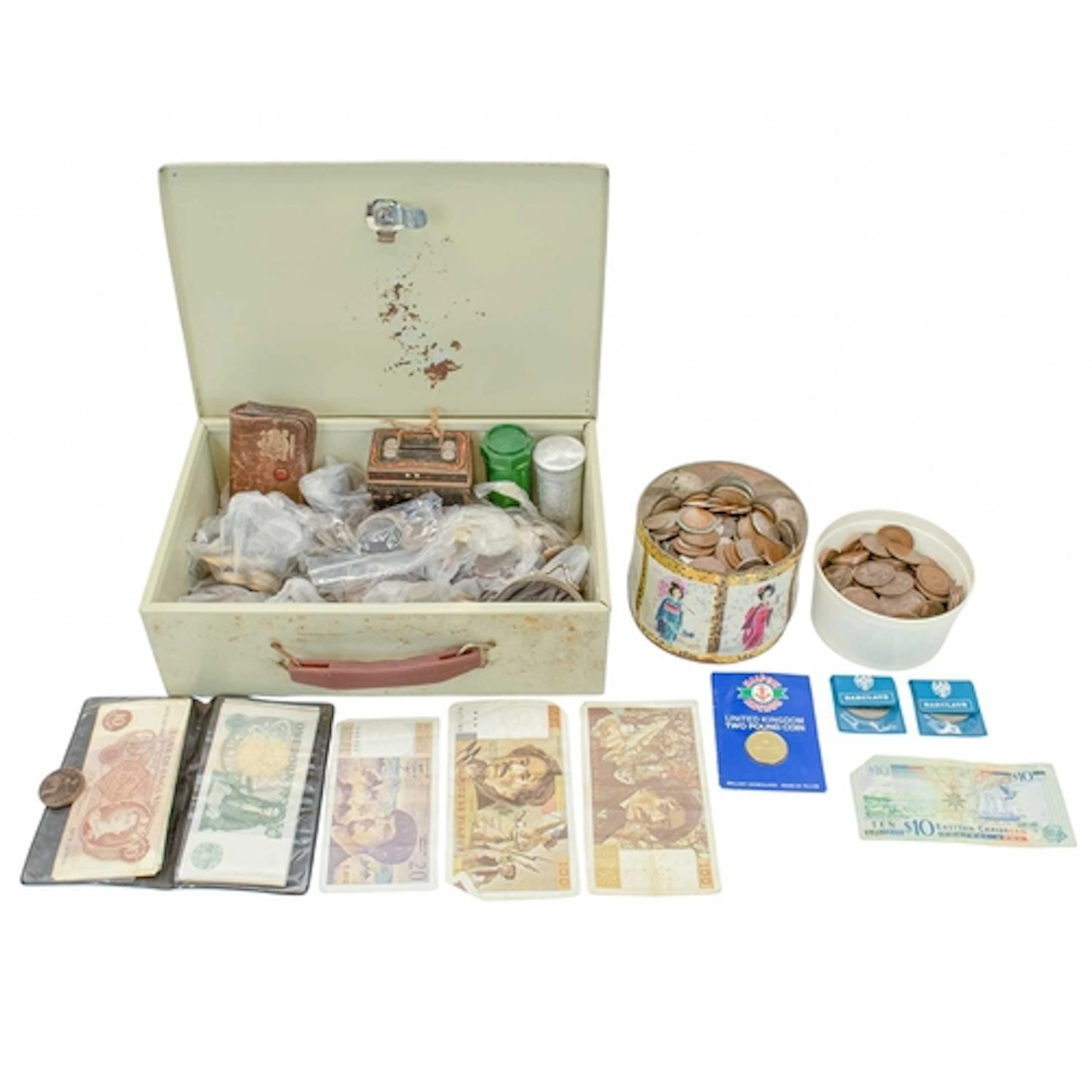 Quantity of Mostly GB Coins and Banknotes. Collection compri...