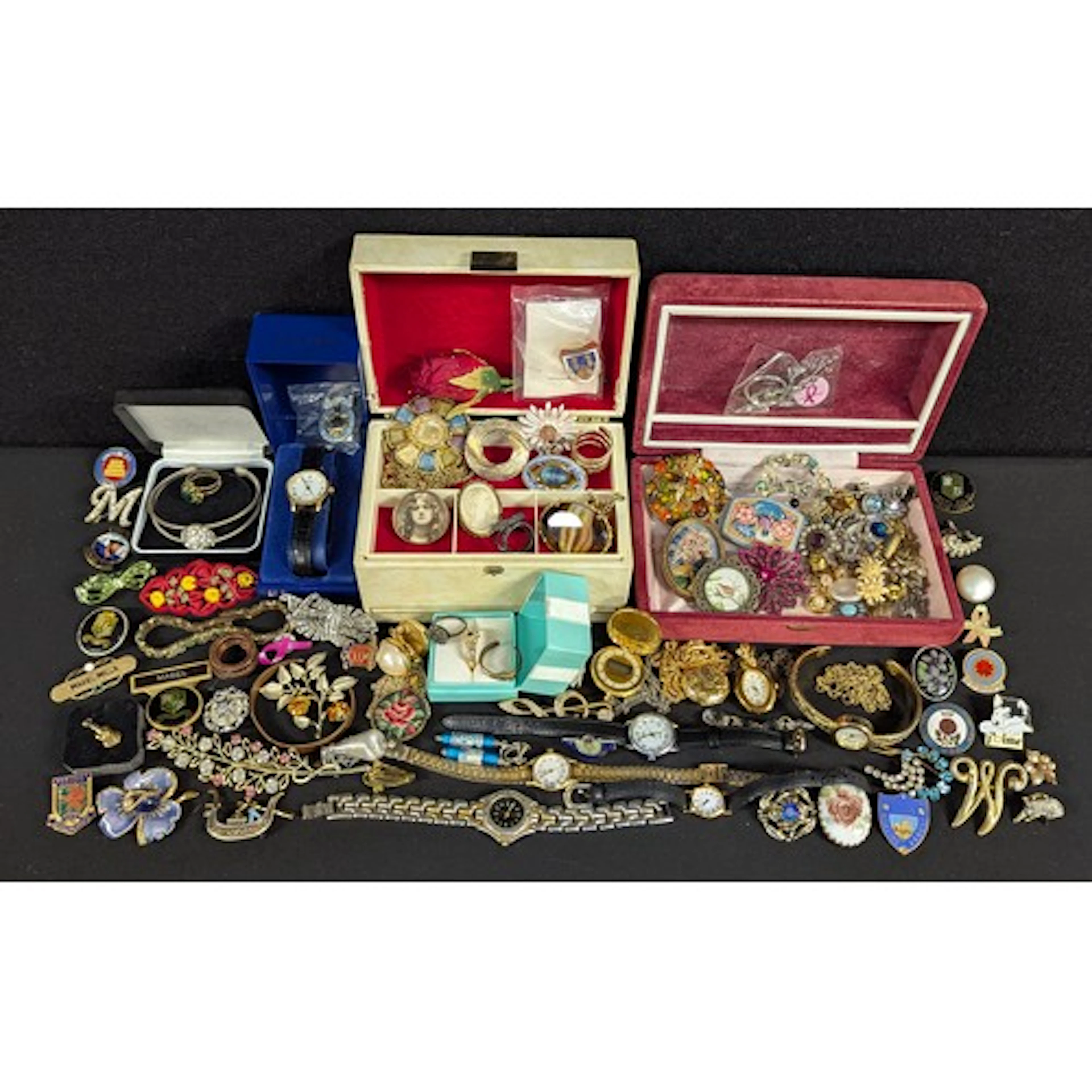 Jewellery - gold plated Philip Mercier fob watch on chain, o...