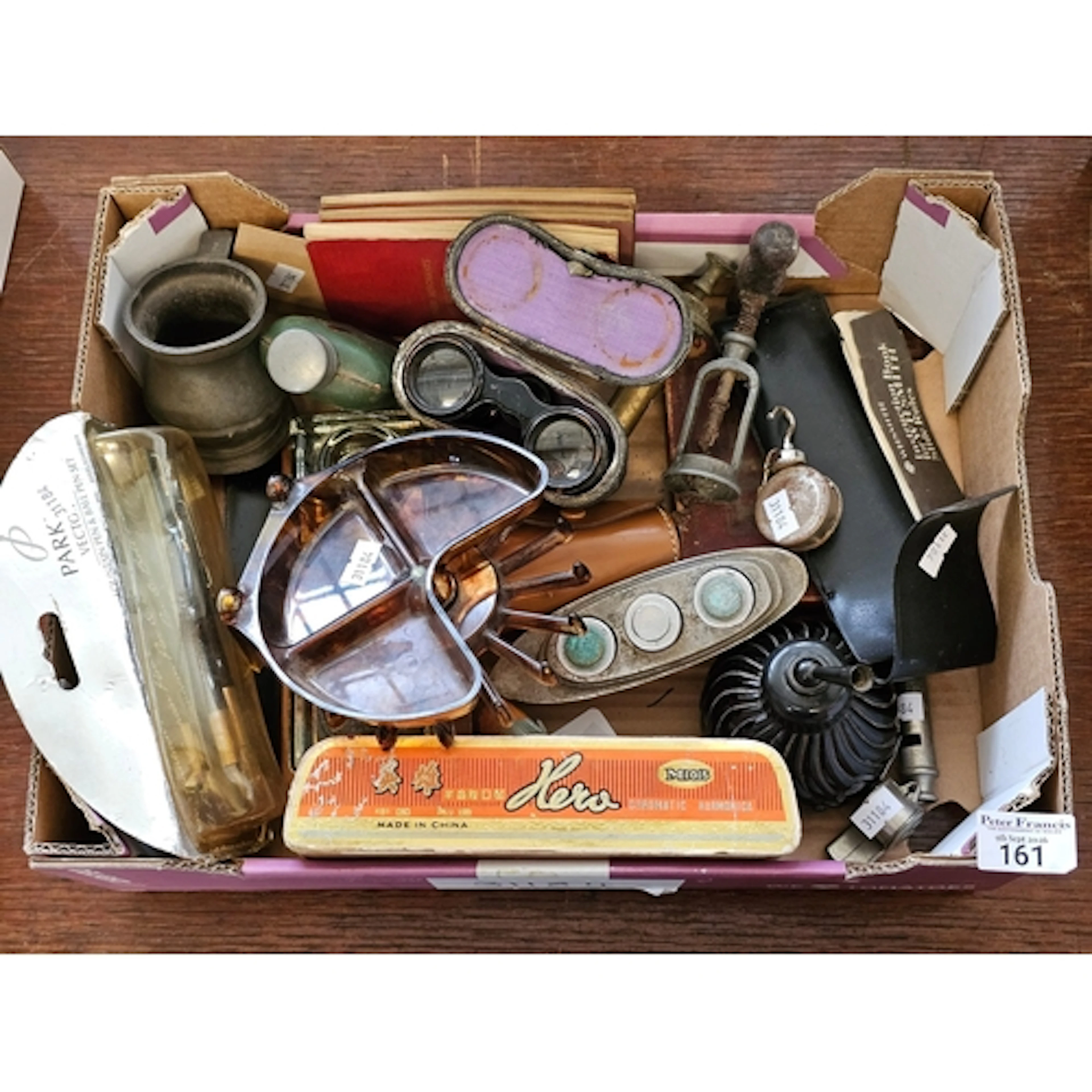 Box of oddments to include: Hero Chromatic Harmonica, vintag...