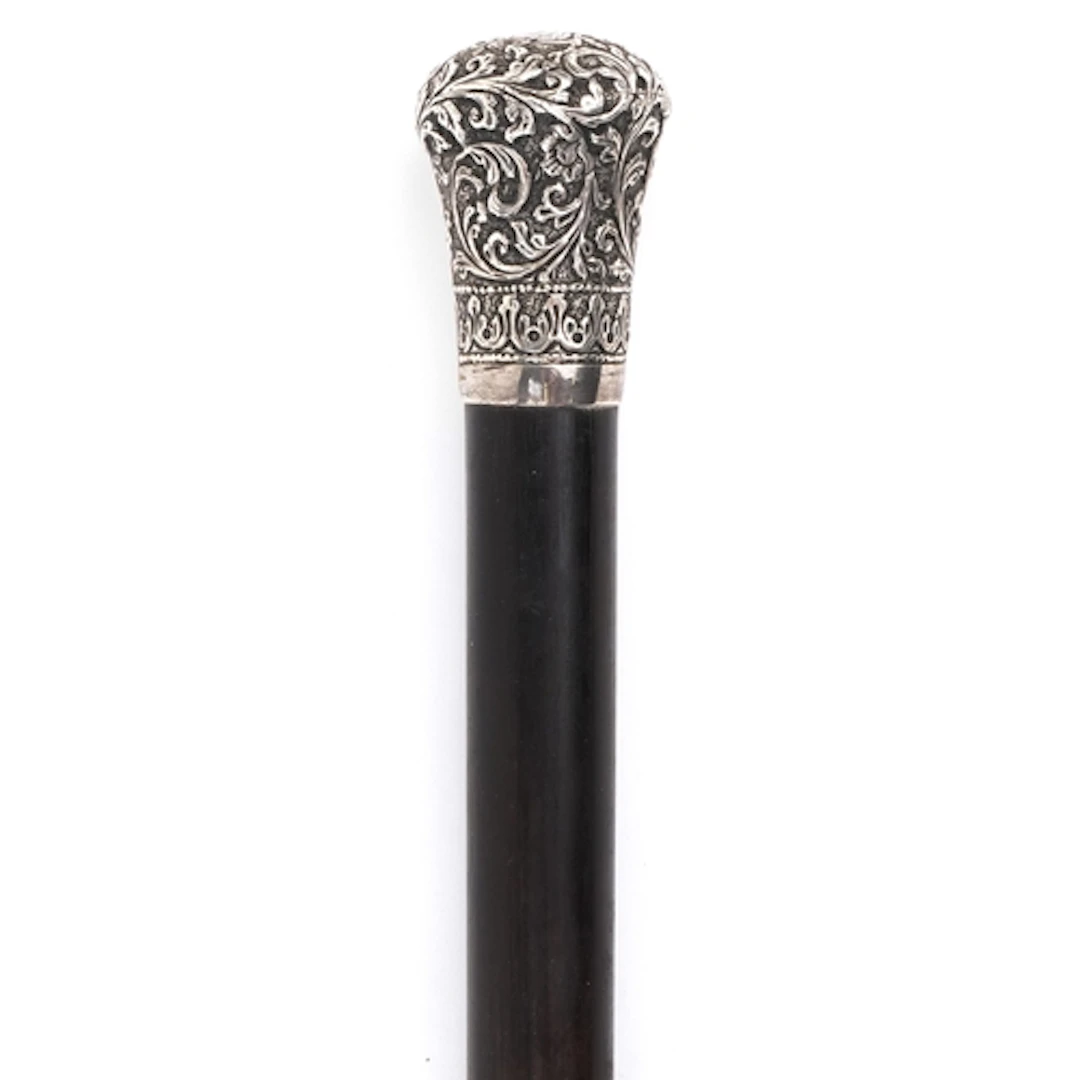 Victorian rosewood walking stick having unmarked silver pomm...