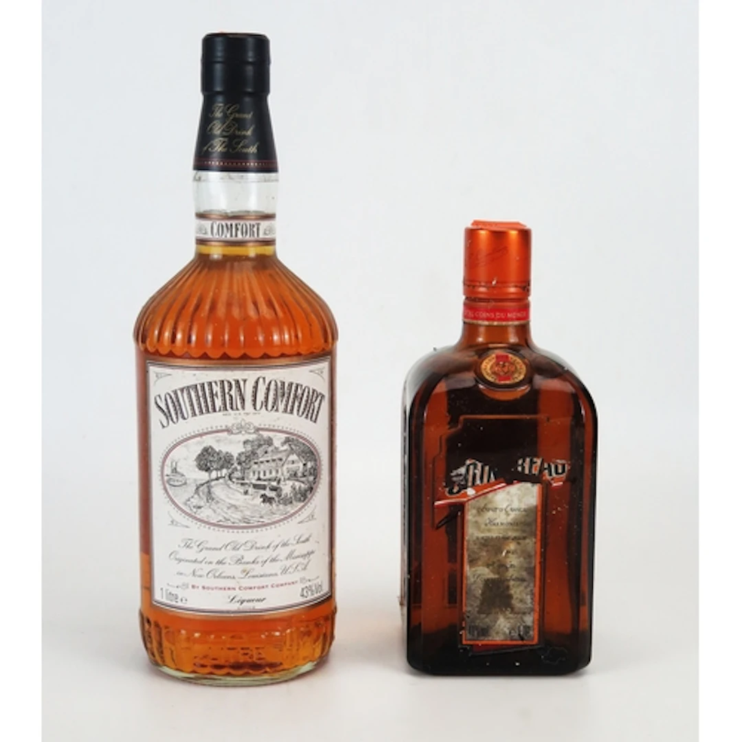 Southern Comfort Liqueur 1 Litre and a bottle of Cointreau 7...