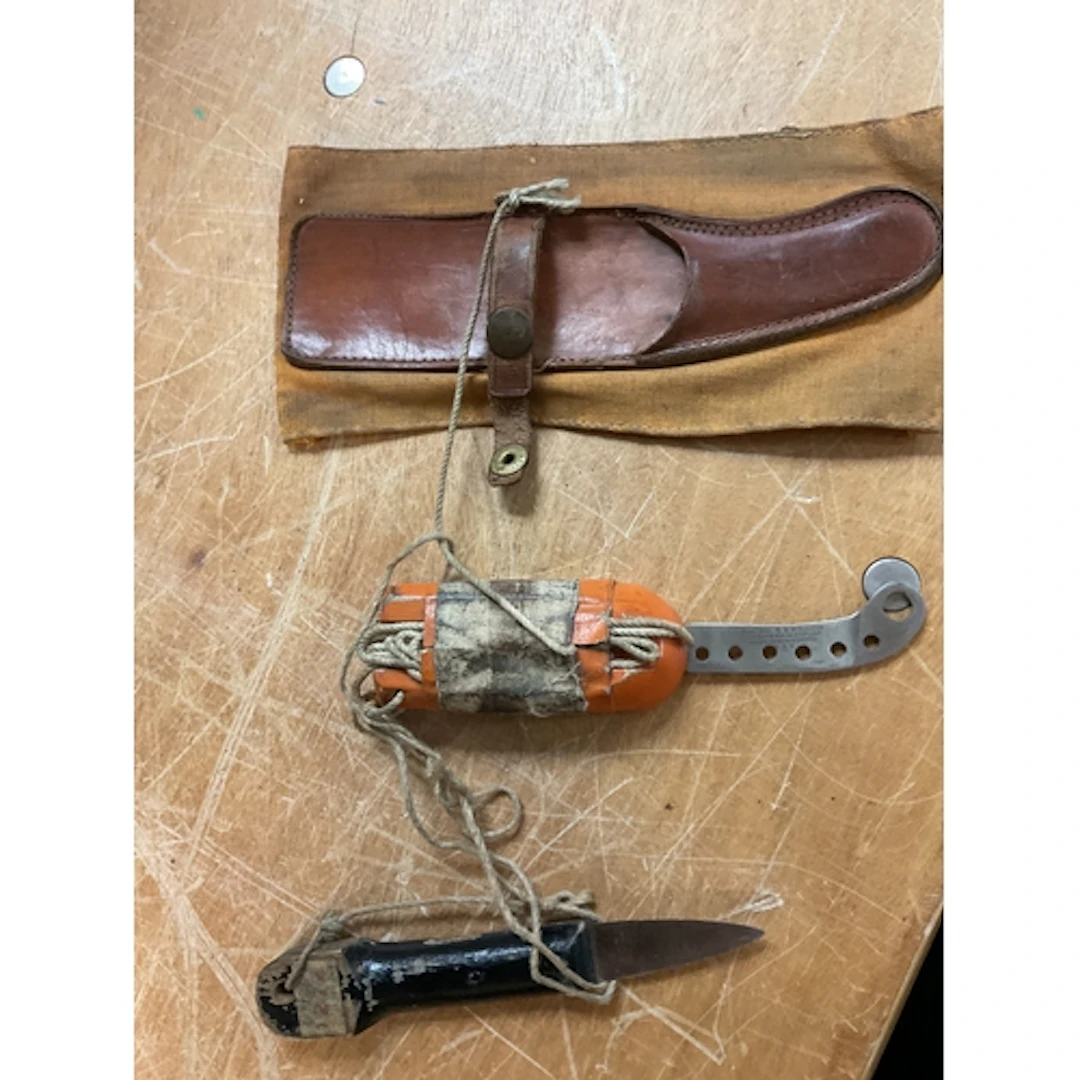 WWII US life raft knife, very sharp. Blade marked Jose...