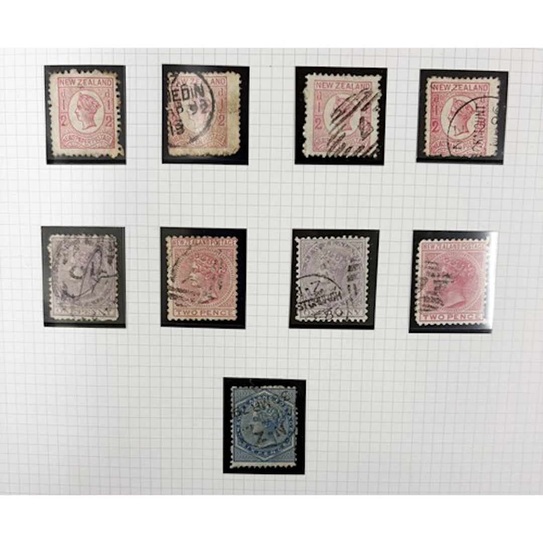 New Zealand in 3 ring binders. A general collection, mainly ...