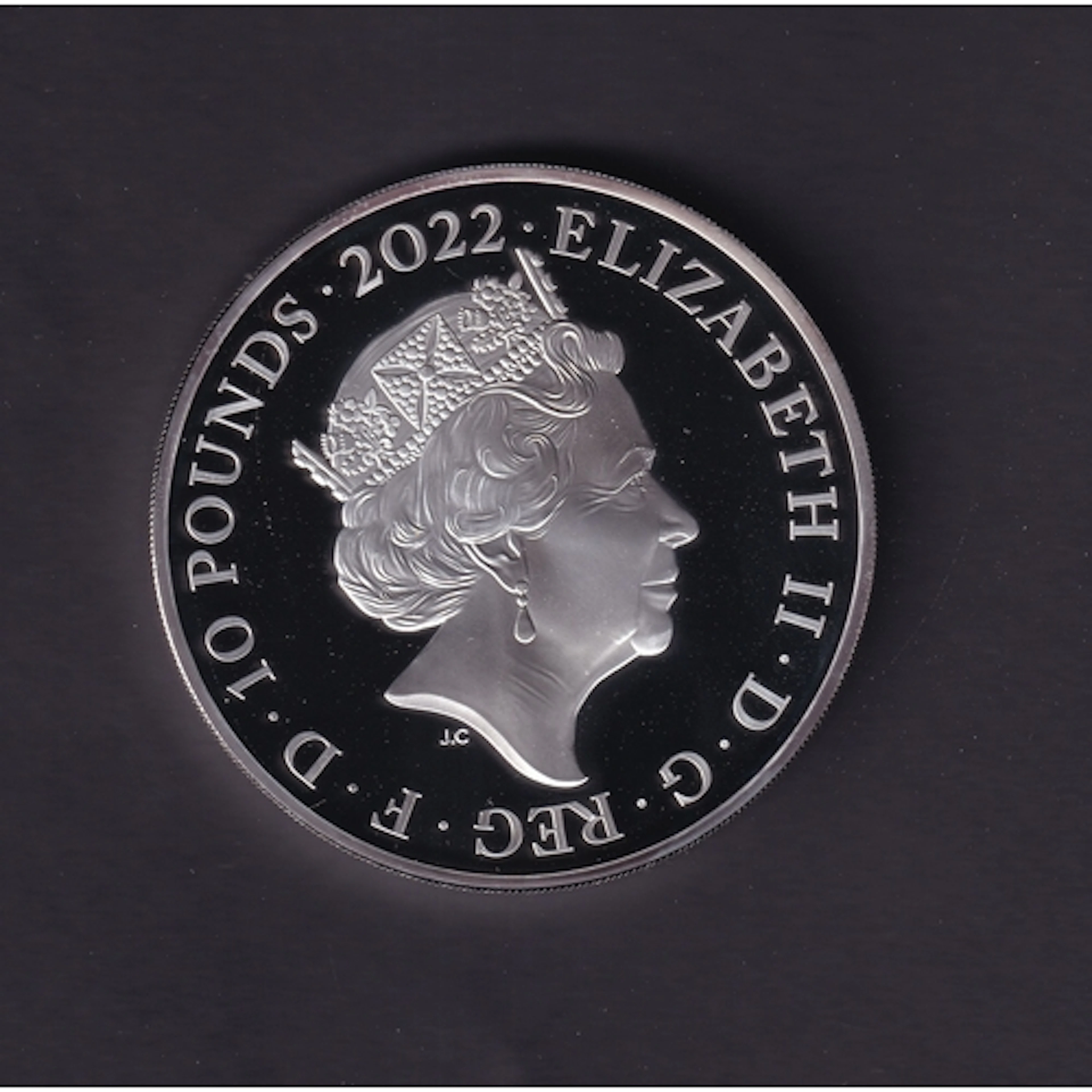 2022 UK Queen Elizabeth II Royal Mint silver proof £10 5oz c...