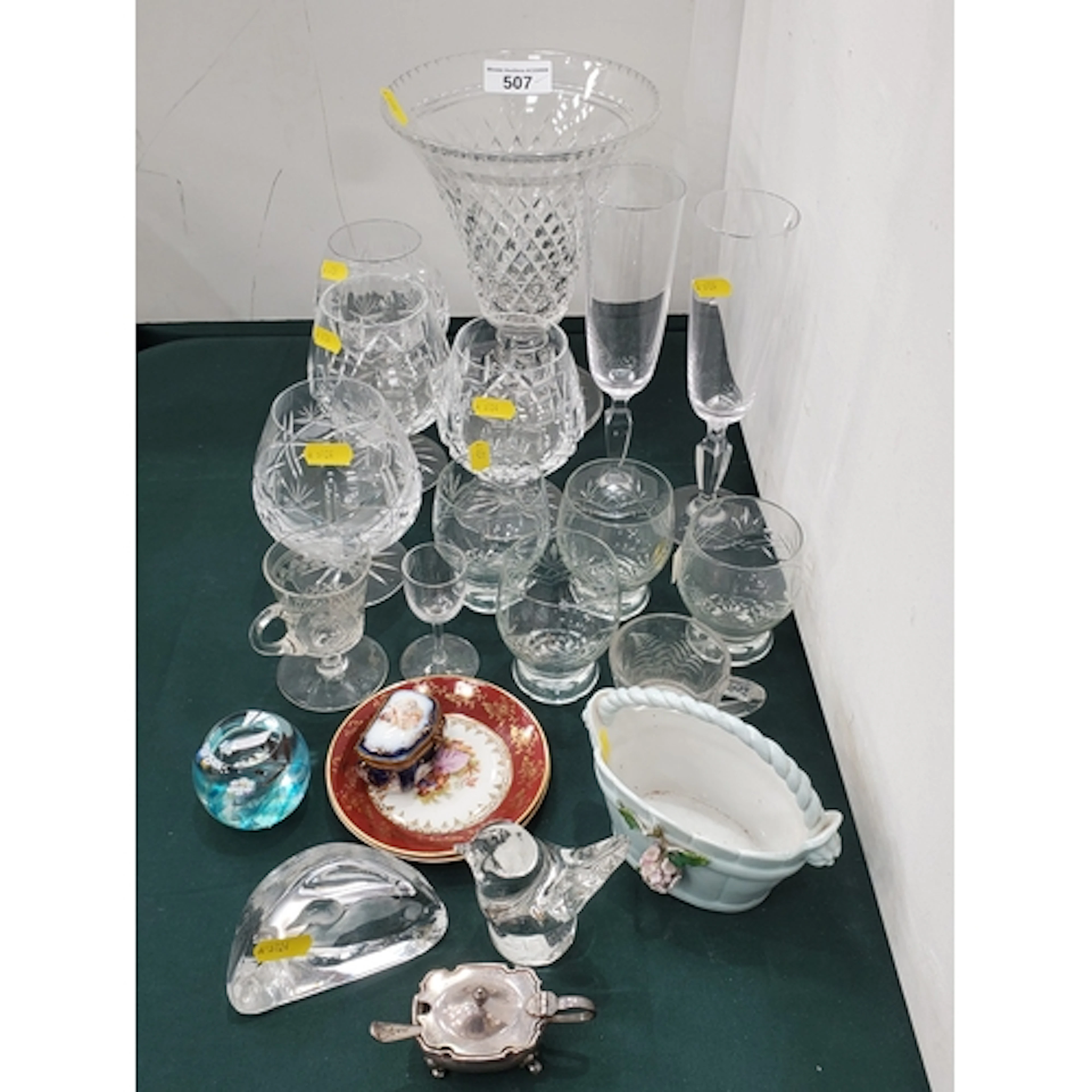 A quantity of glassware including Brandy Balloons, Flutes, g...