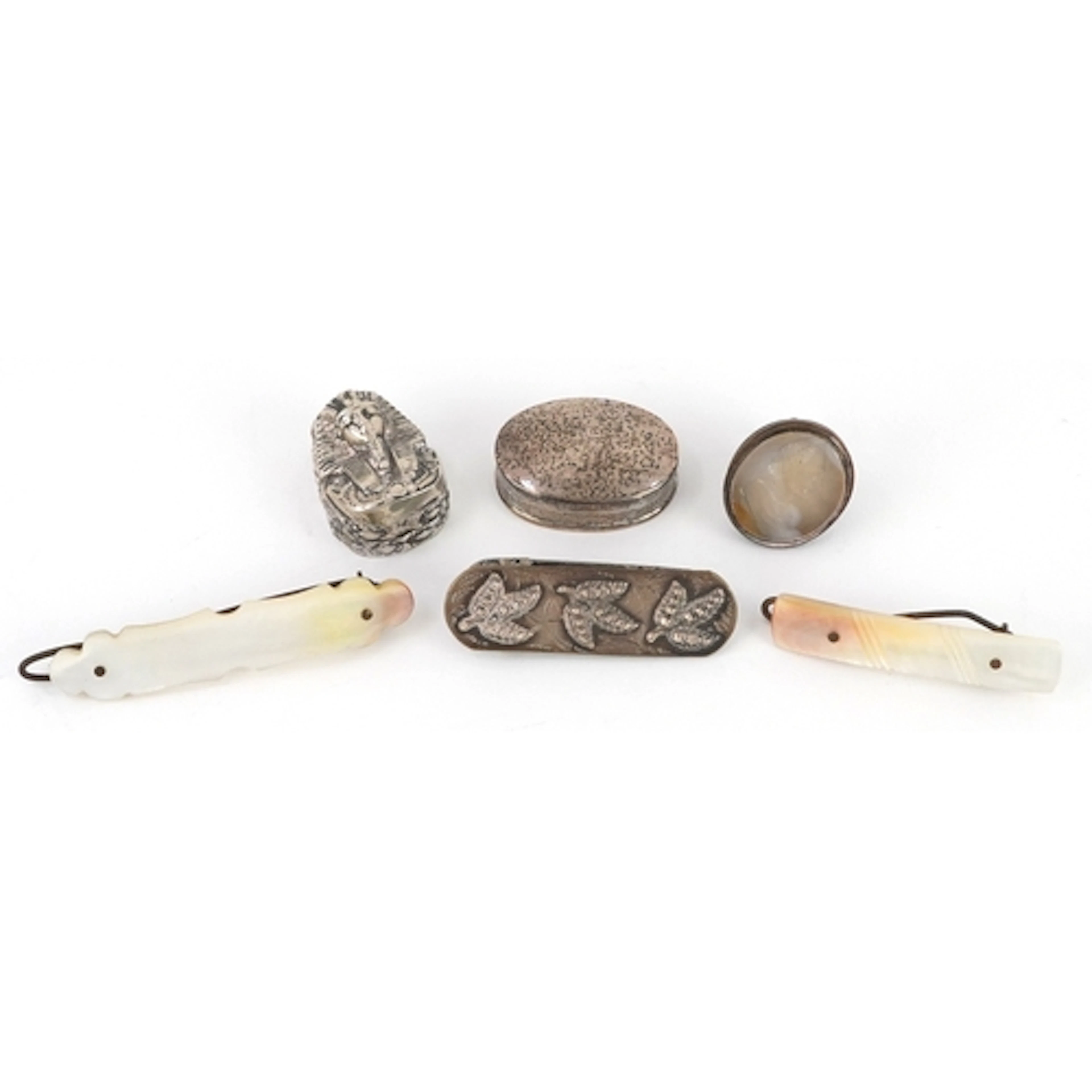 Antique sundry items including an agate intaglio seal fob, a...