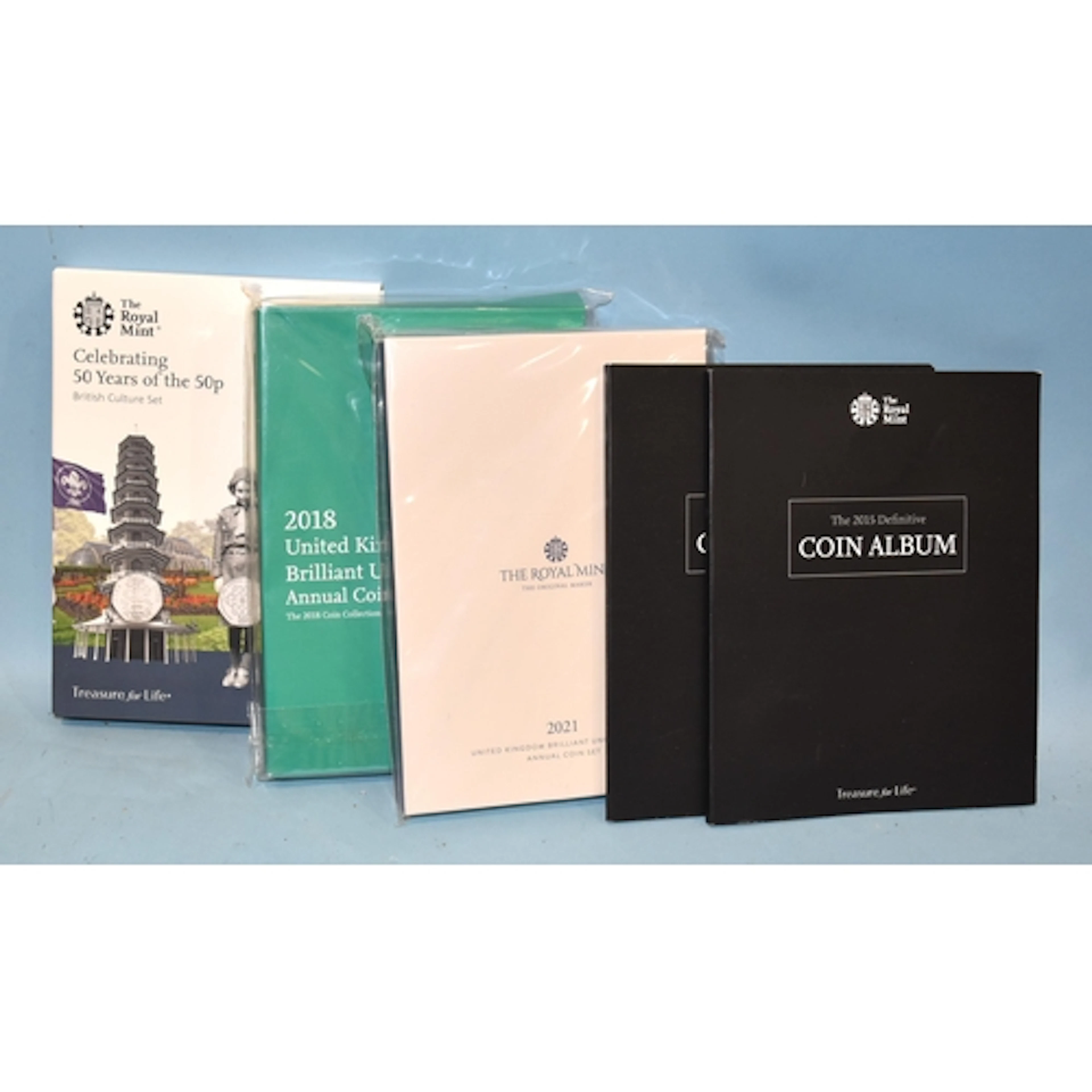 A collection of Royal Mint presentation packs: 2018 UK B/Unc...