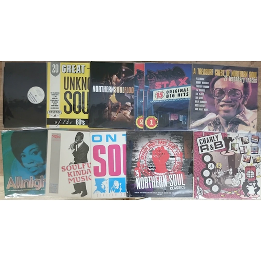 A group of 11 assorted soul compilations.