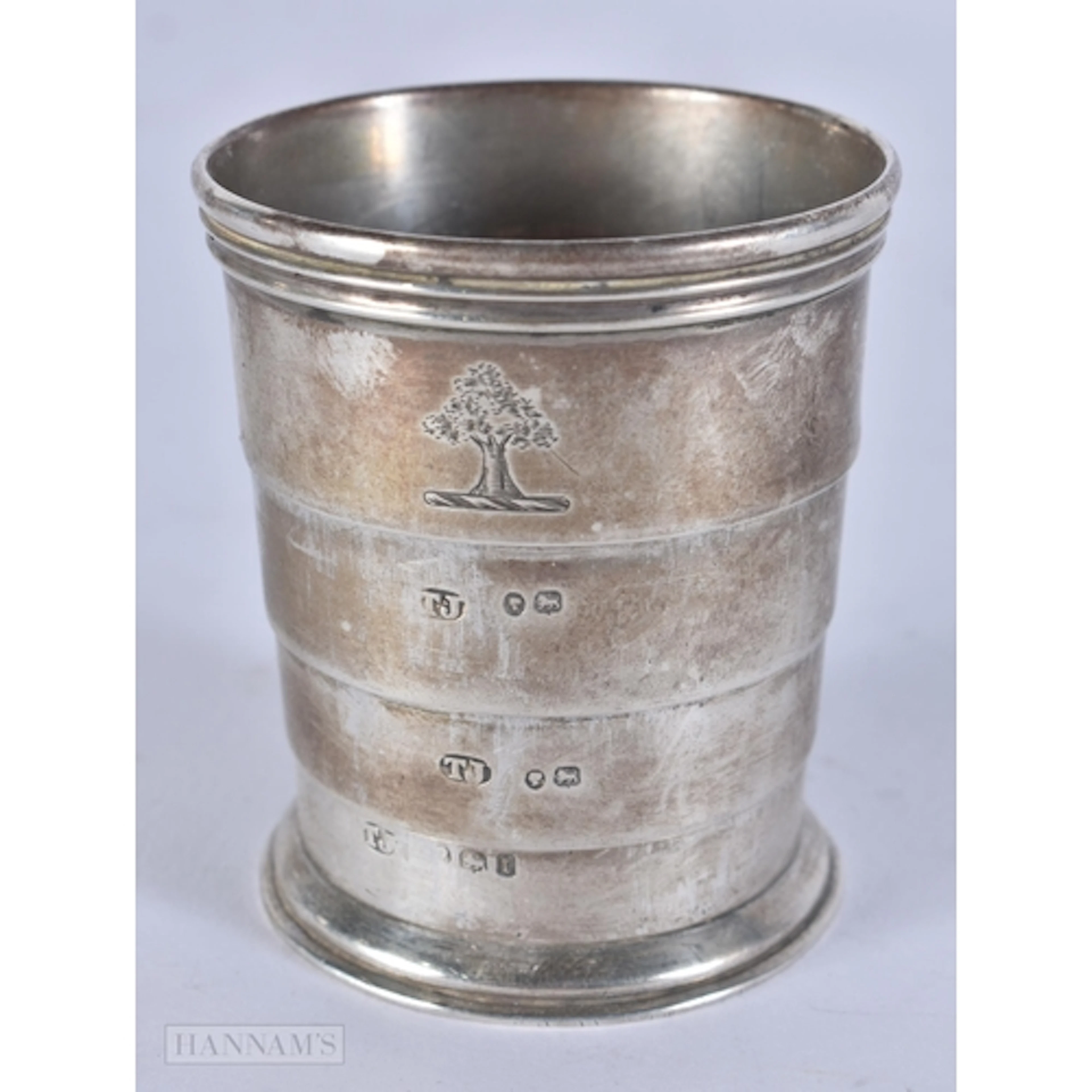 A VICTORIAN COLLAPSIBLE SHOT MEASURE. London 1874. 72.8 gram...