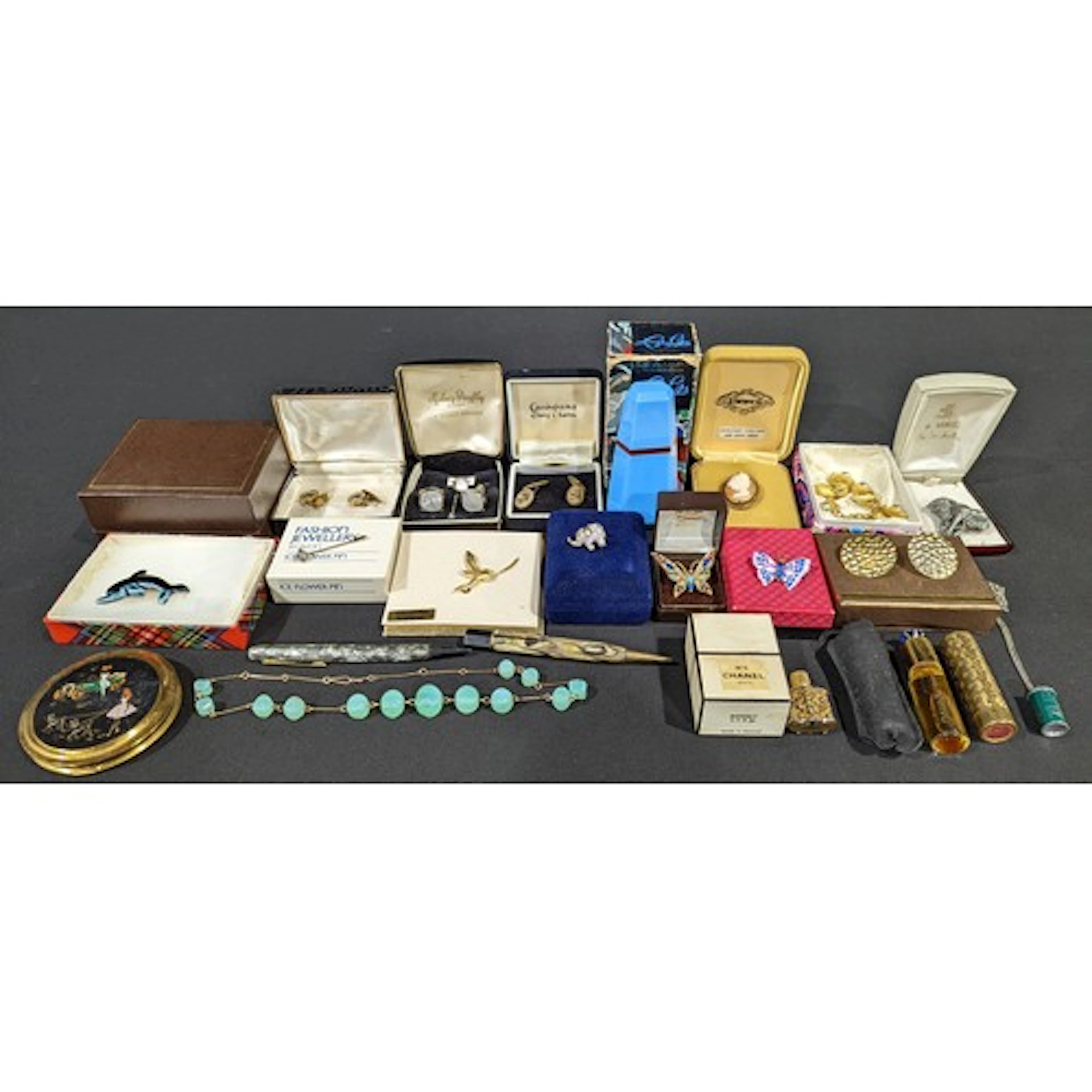 A bottle of Chanel No.5, 5cm boxed; costume jewellery; a pai...