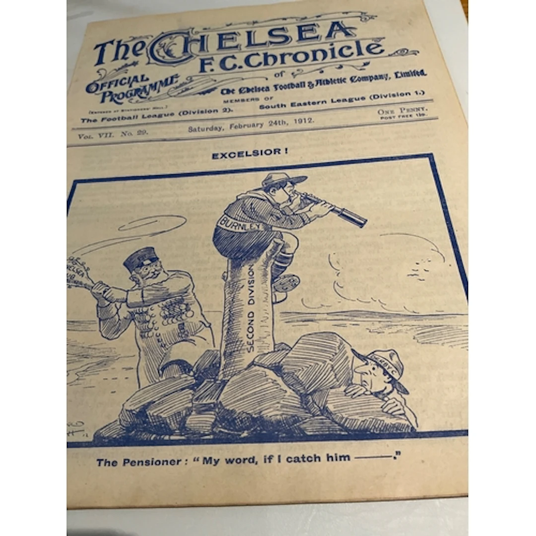 1911 - 1912 Chelsea v Burnley Football Programme: Ex bound v...