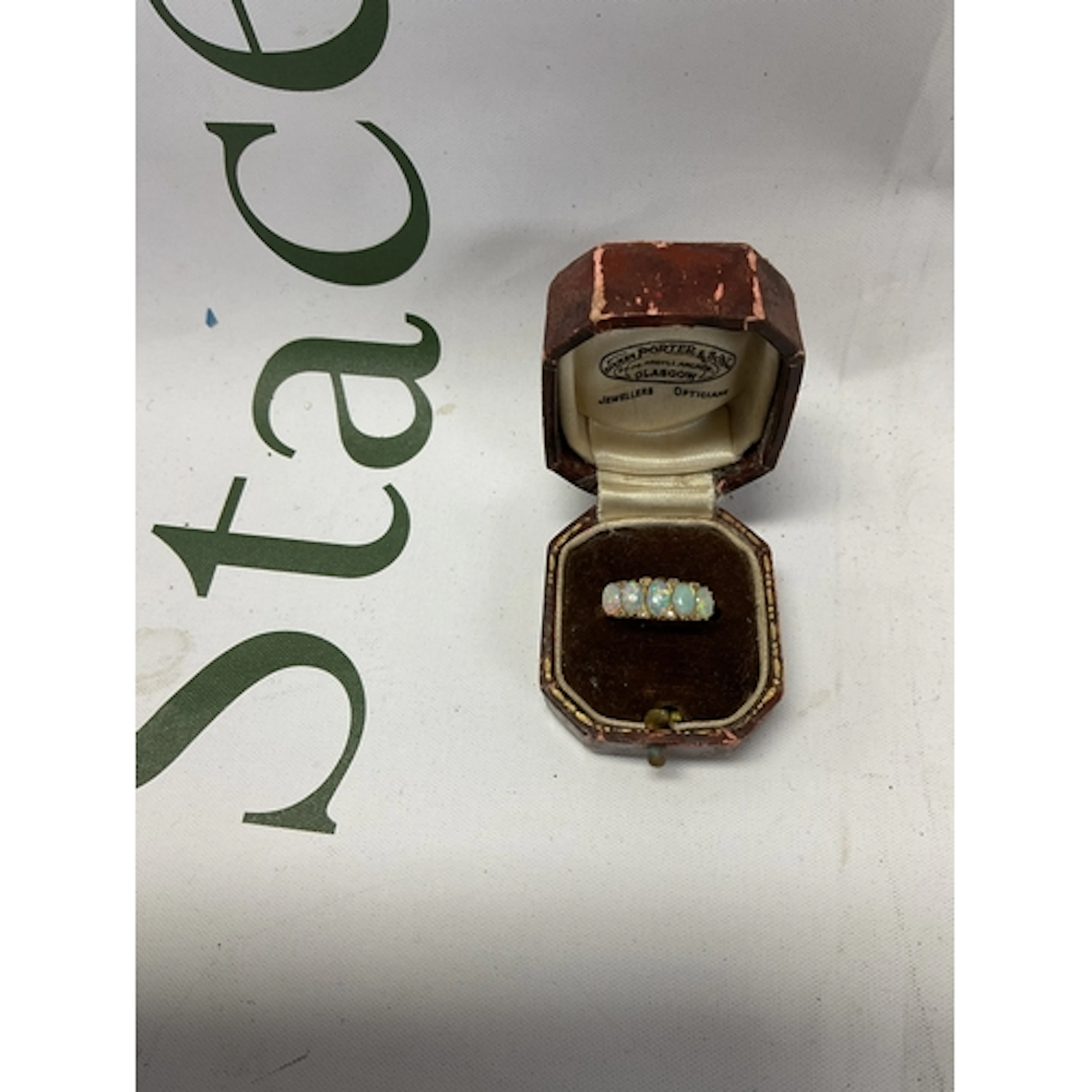 18 ct five stone Opal ring, weight 3.7 grams.