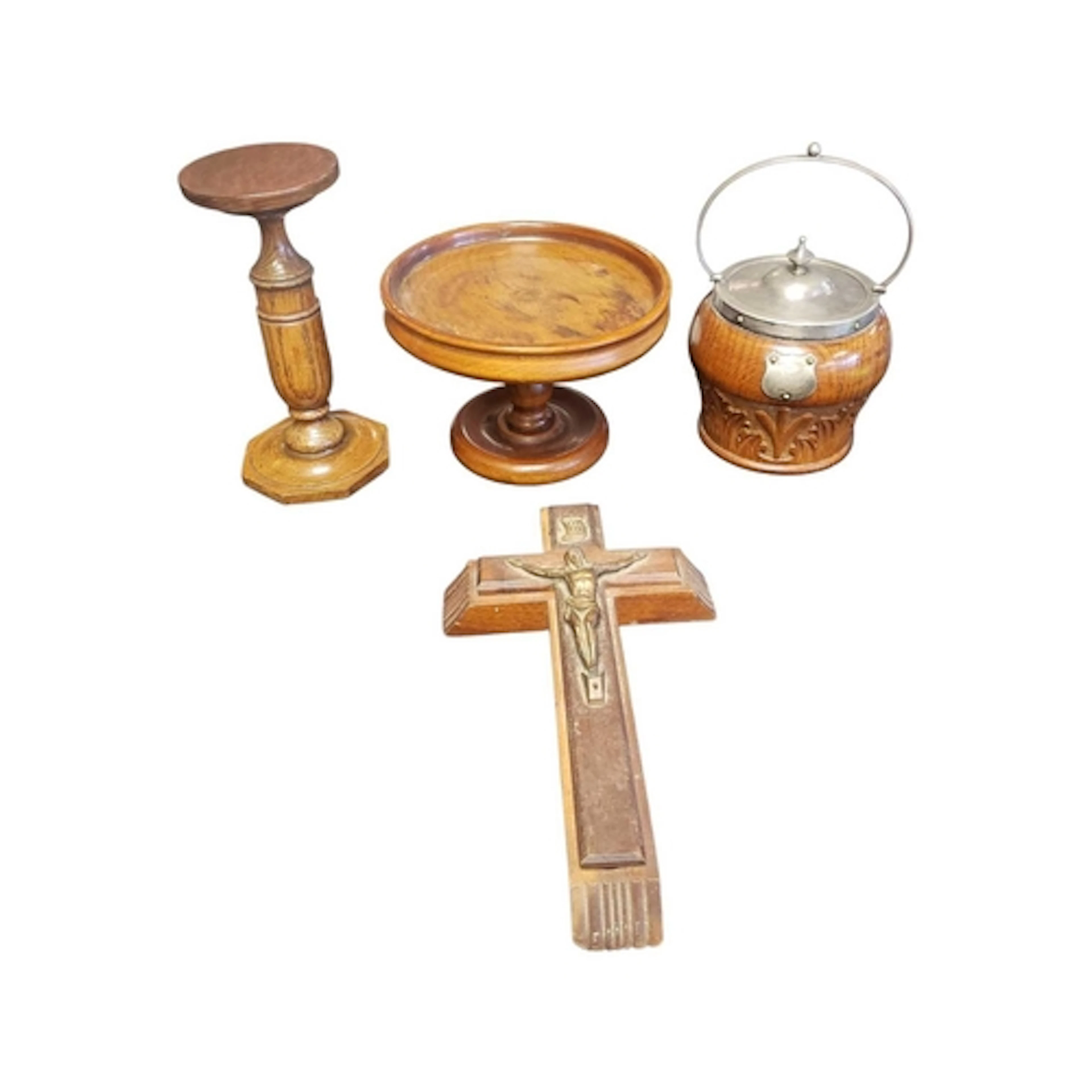 Collection of 20th century vintage treen household pieces. T...