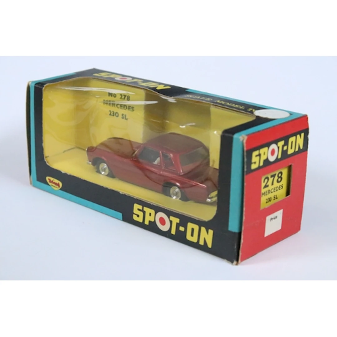 Boxed Triang Spot On 278 Mercedes 230 SL diecast model in me...