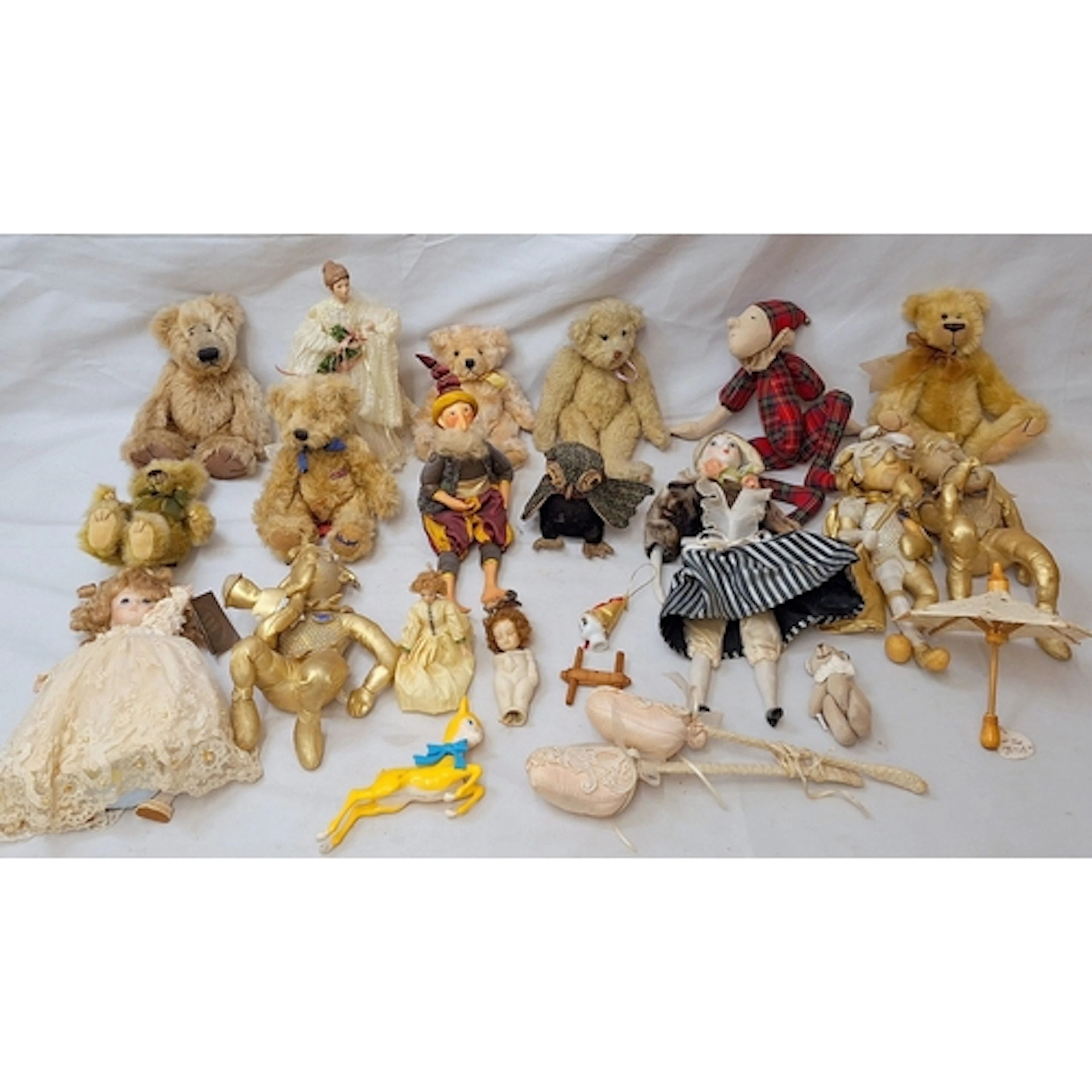 Clara Cribb Porcelain Headed Doll, Harrah's gold jester doll...