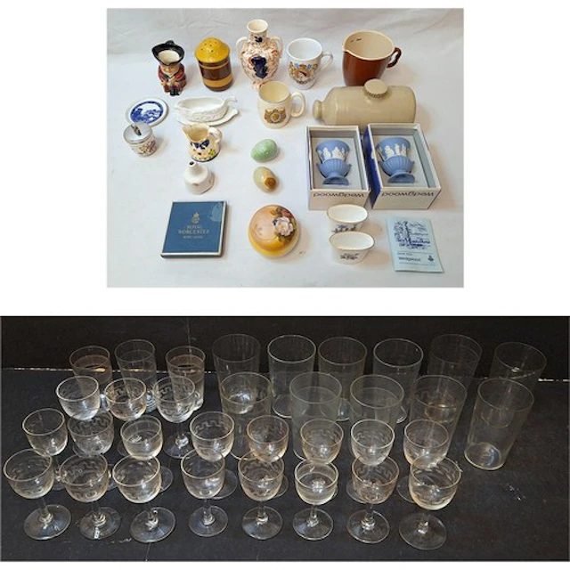 Vintage Drinking Glasses incl. tumblers, liqueur glasses, 2 ...