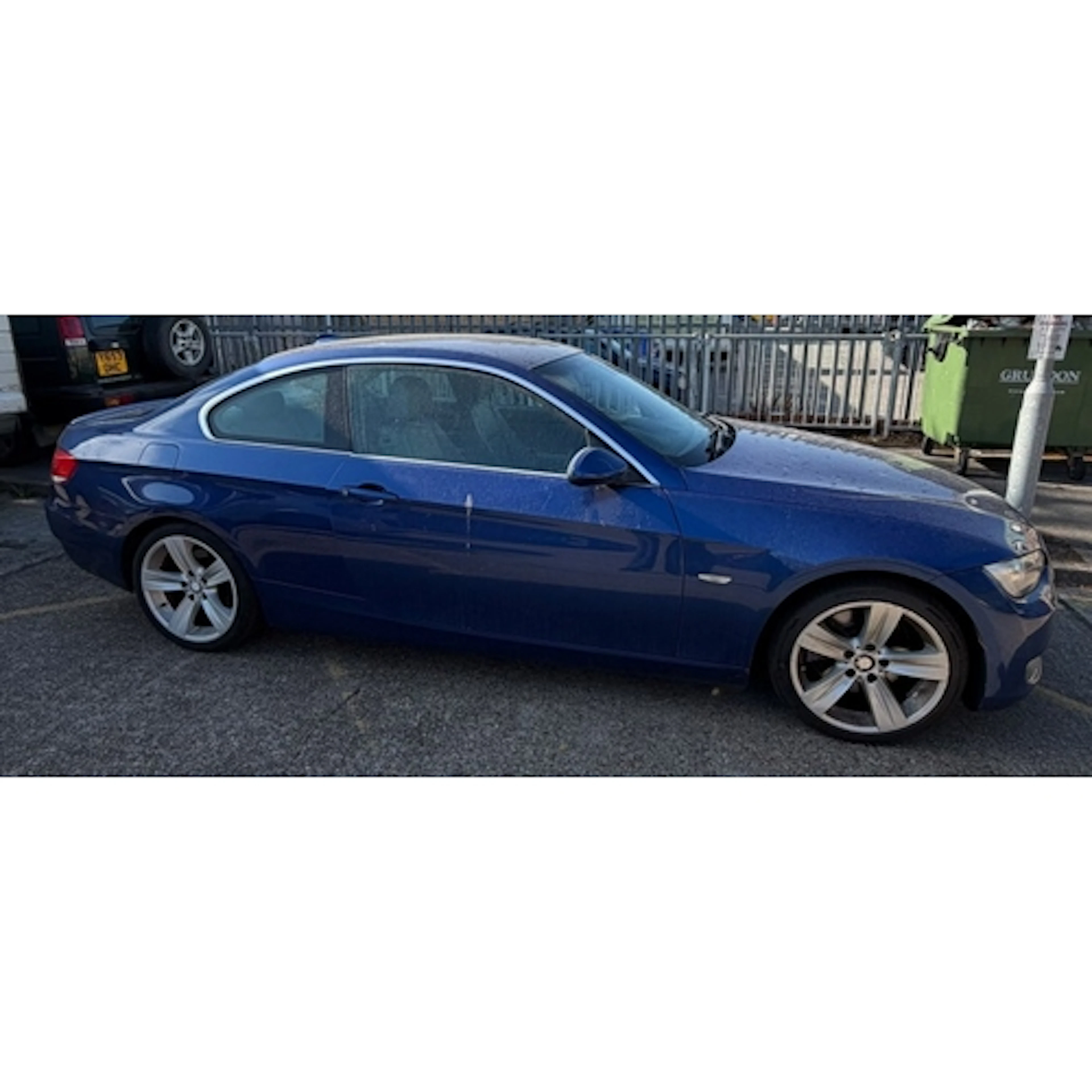 BMW 3251 Auto Coupe Car in blue. Leather interior alloy whee...