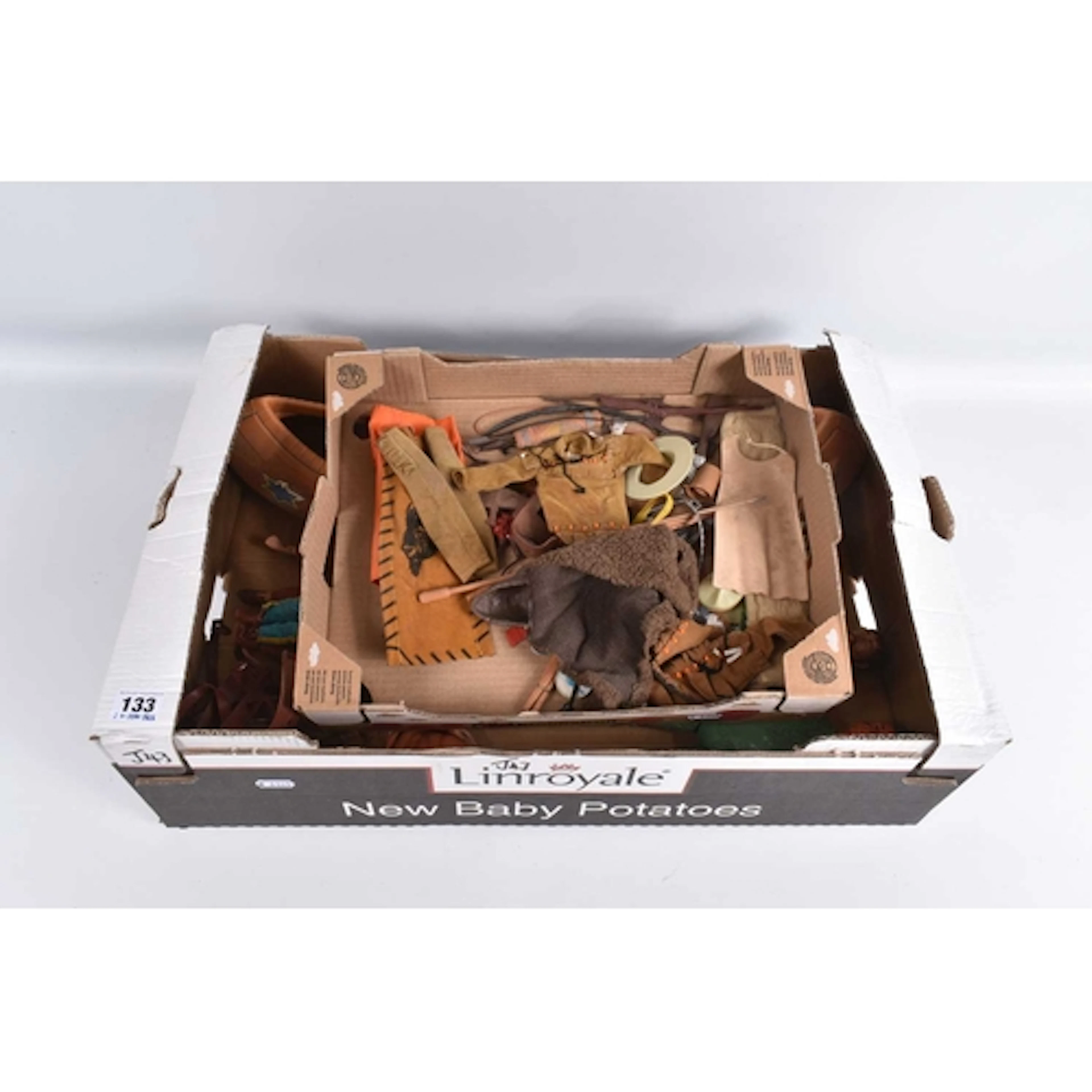 A QUANTITY OF UNBOXED ASSORTED ACTION FIGURES, figures are M...