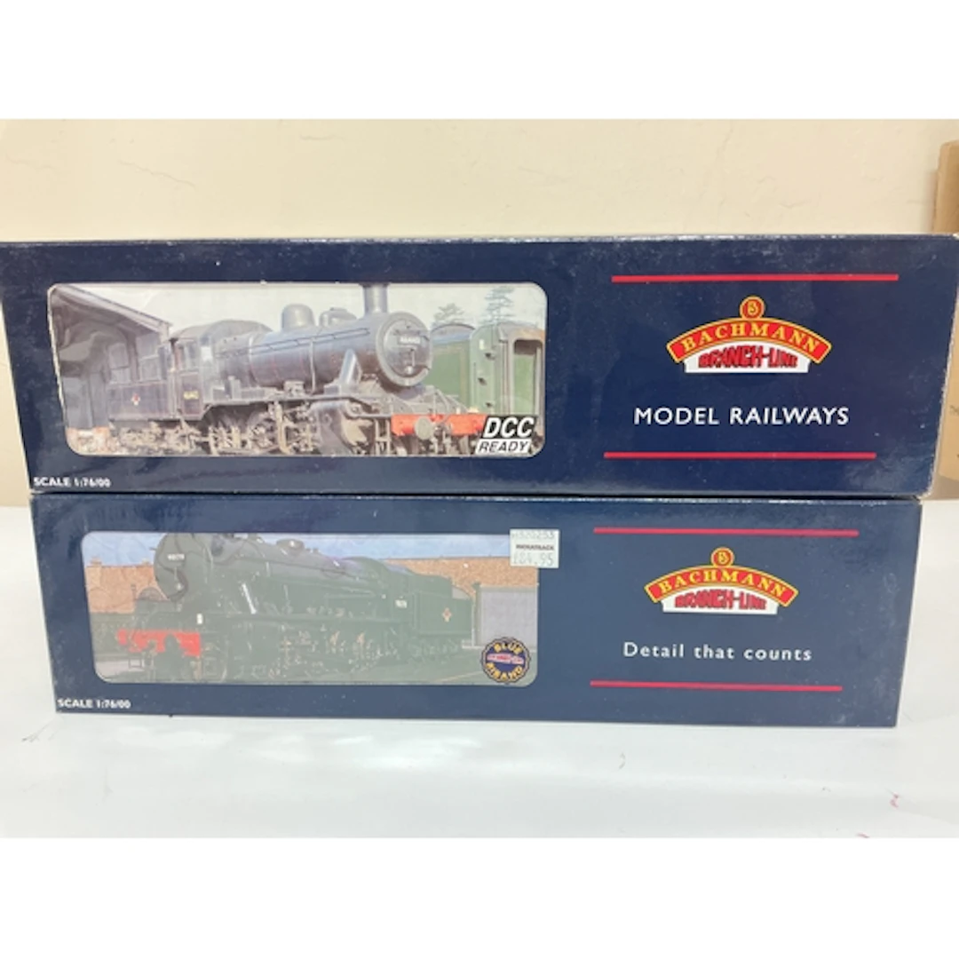2 Boxed Bachmann 00 Gauge Locomotives. A WD 2-8-0 Austerity ...