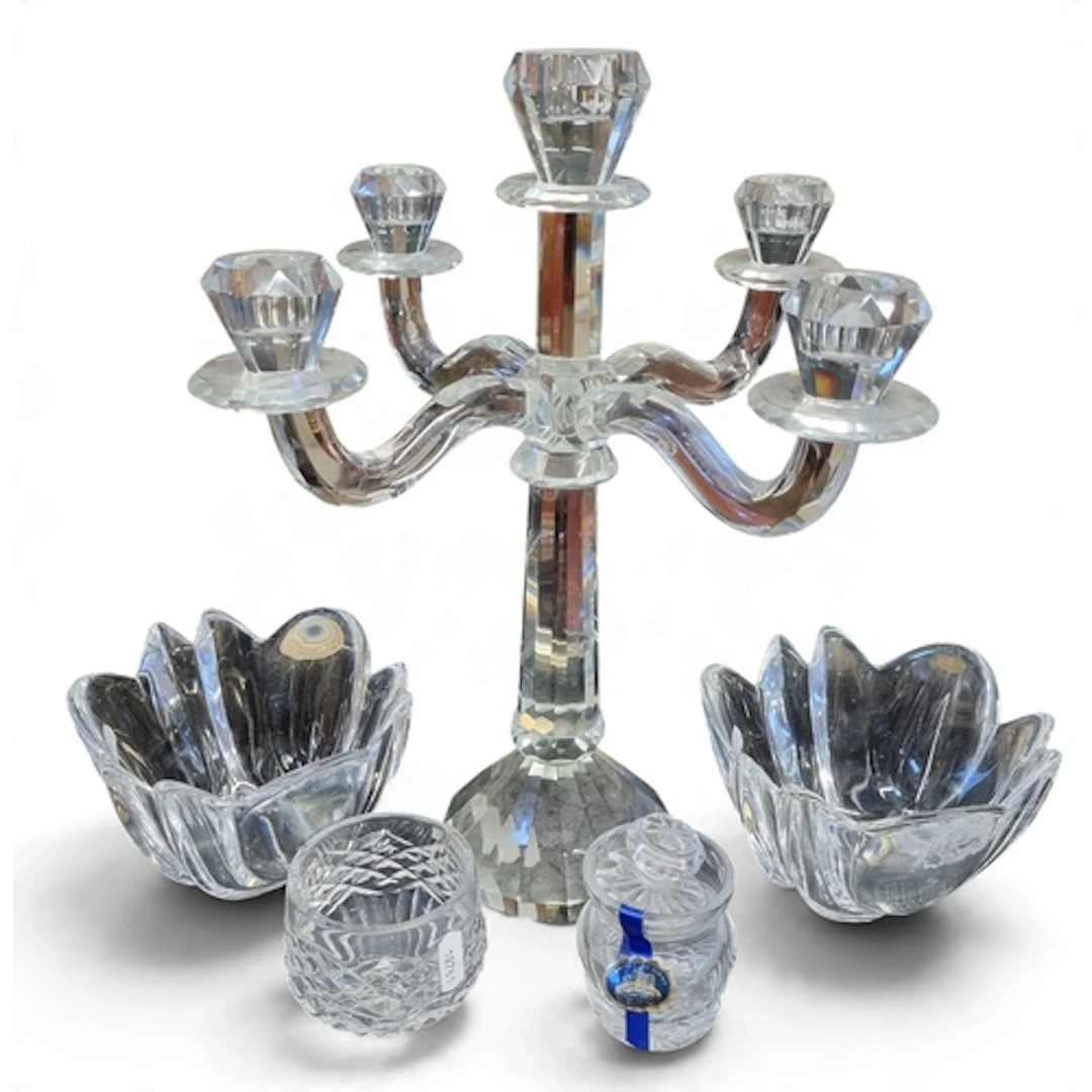 A large quantity of Crystal and Glassware to include Waterfo...
