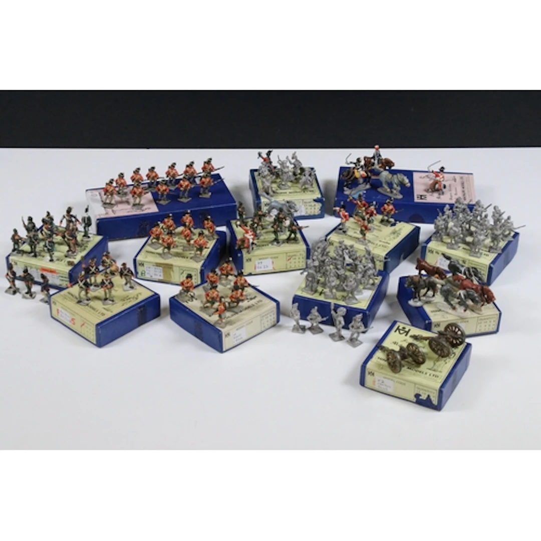 13 Boxed Hinchliffe Models metal figures to include 9 x BN23...