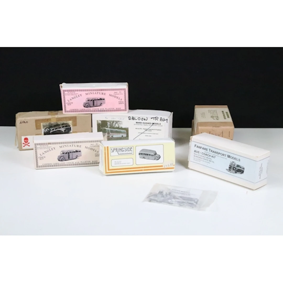 Eight boxed white metal and plastic model bus kits to includ...