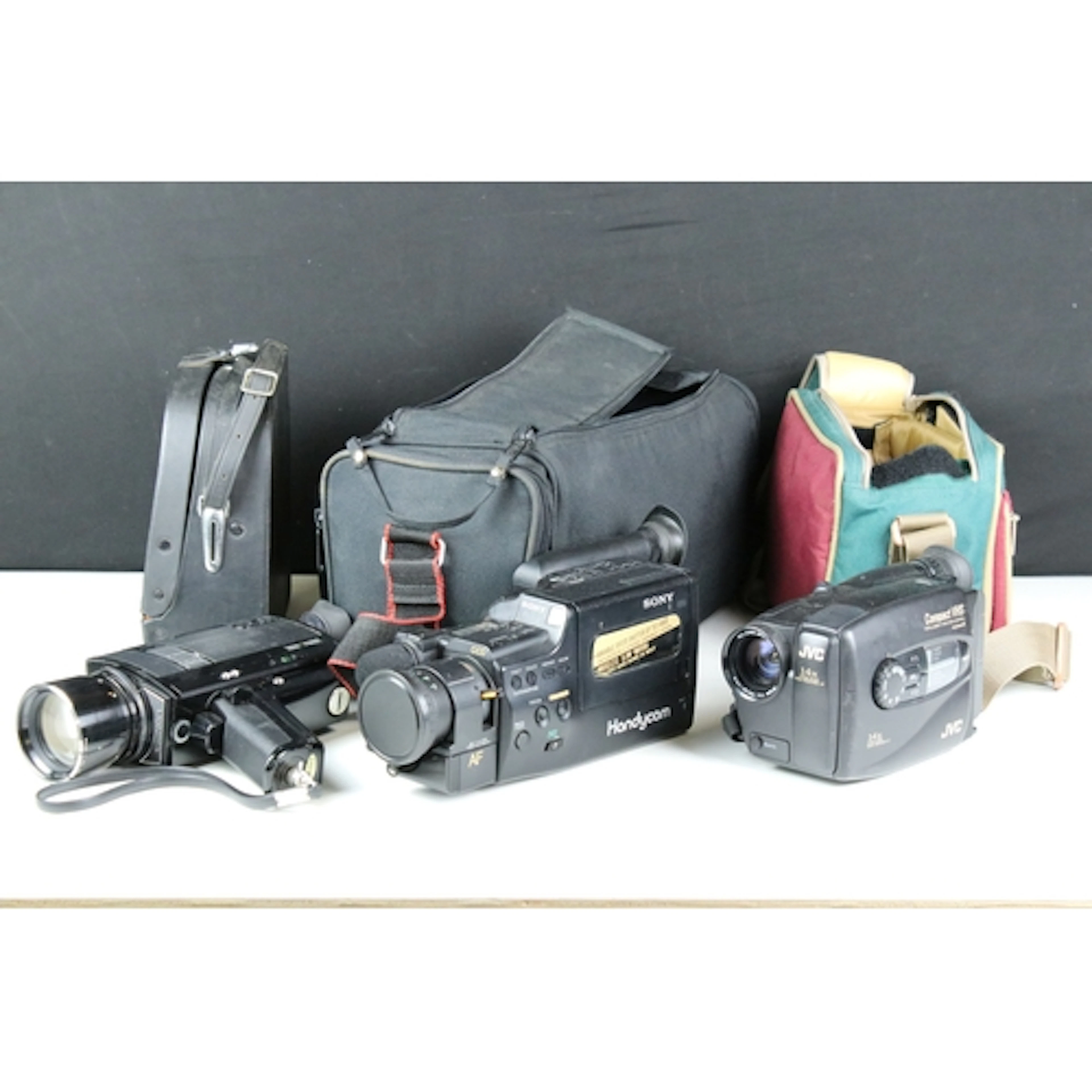 Three 20th century video cameras, to include: a Chinon 872 A...