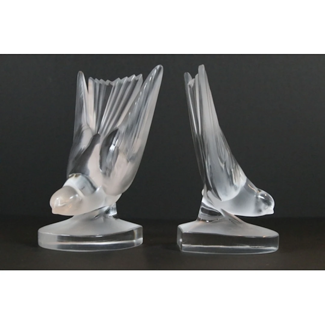 Pair of Lalique France 'Hirondelle' glass bookends, having c...