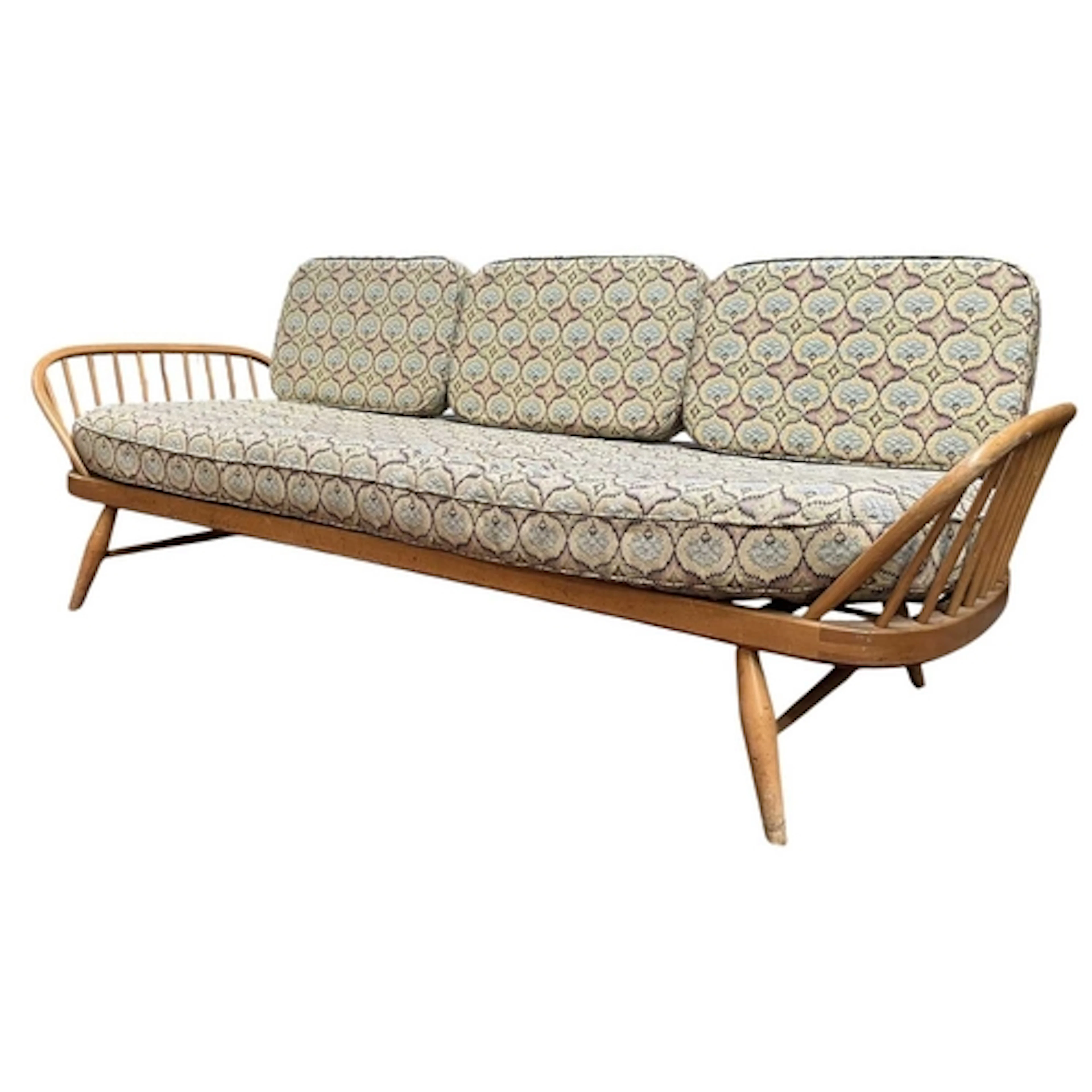 Lucian Ercolani for Ercol - Windsor Range - Model 355 - a re...