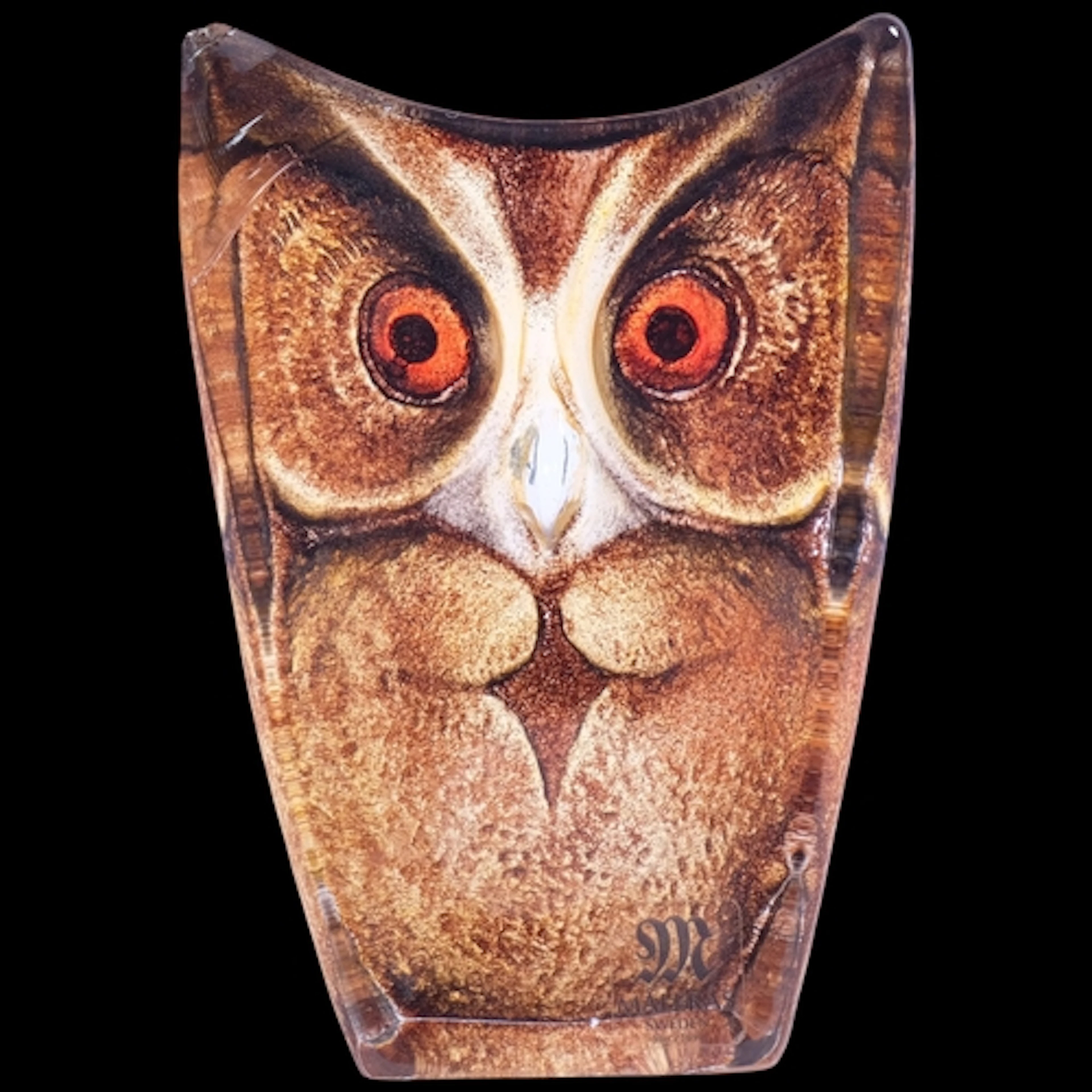Maleras, Sweden, a small crystal glass sculpture of an owl, ...