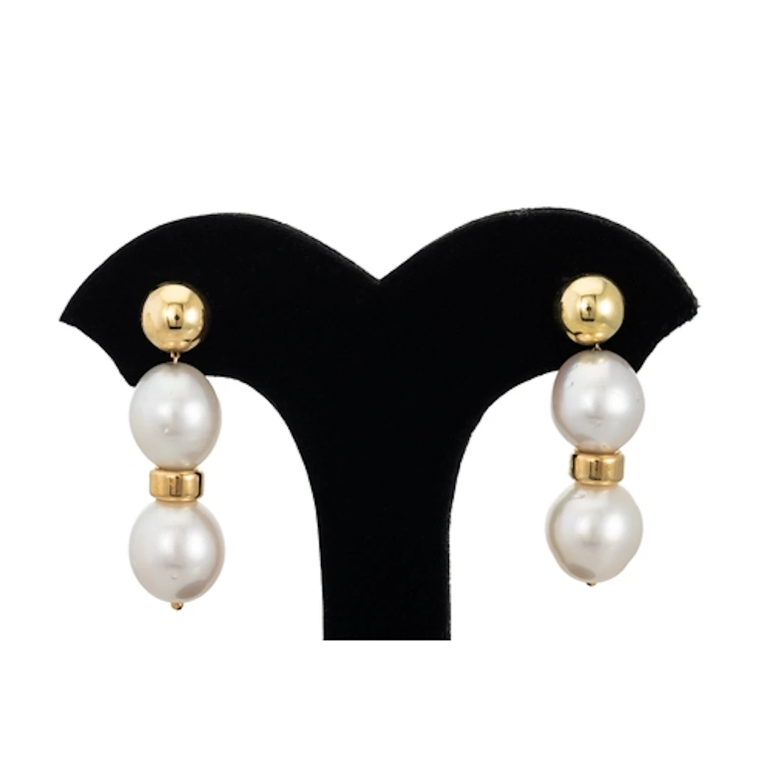 A PAIR OF PEARL DROP EARRINGS, the cultured pearls mounted i...