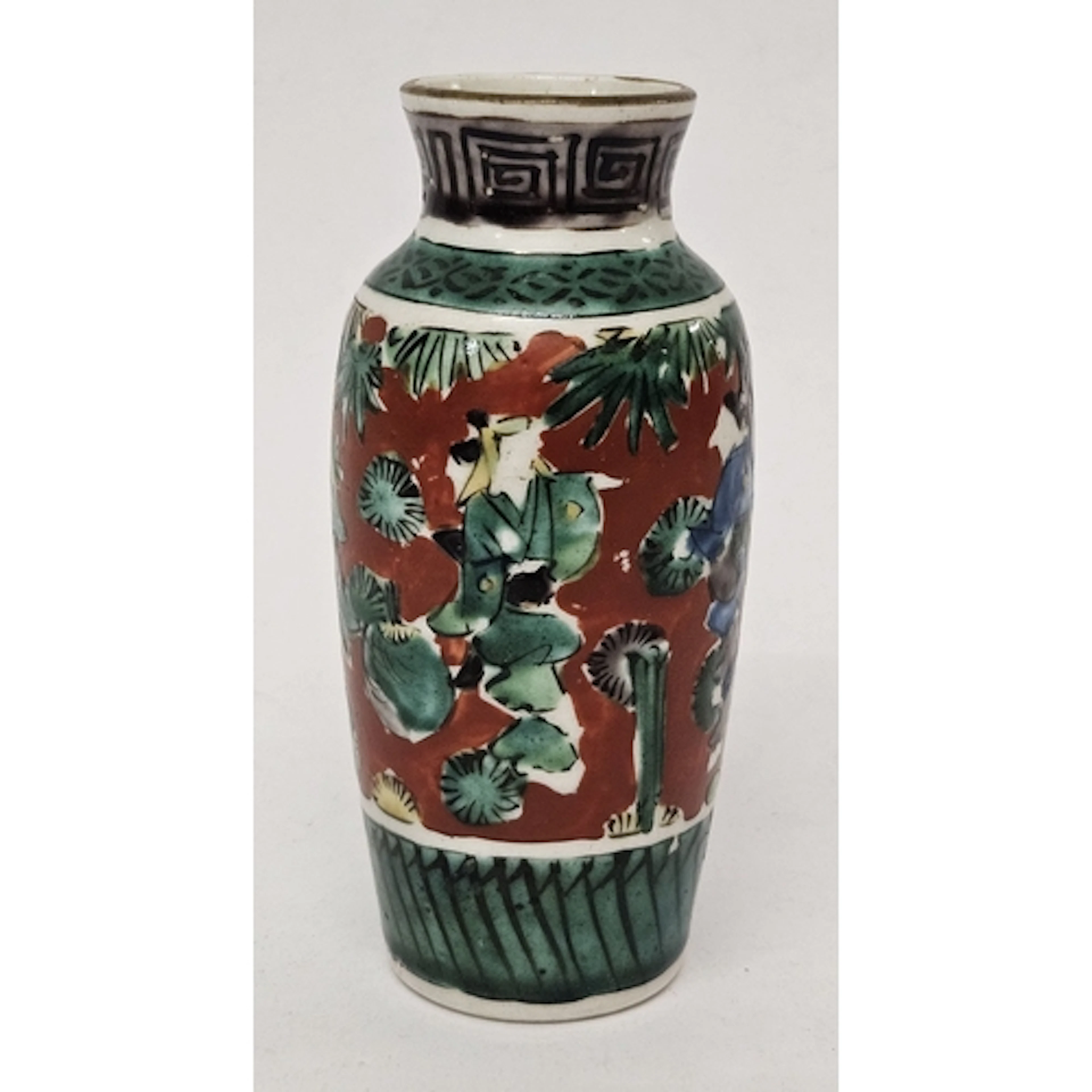 Japanese Kutani Porcelain Vase decorated with figures & foli...