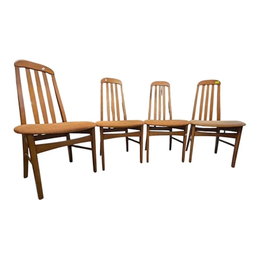 G Plan Manner - Late 20th century circa 1980s teak dining ch...
