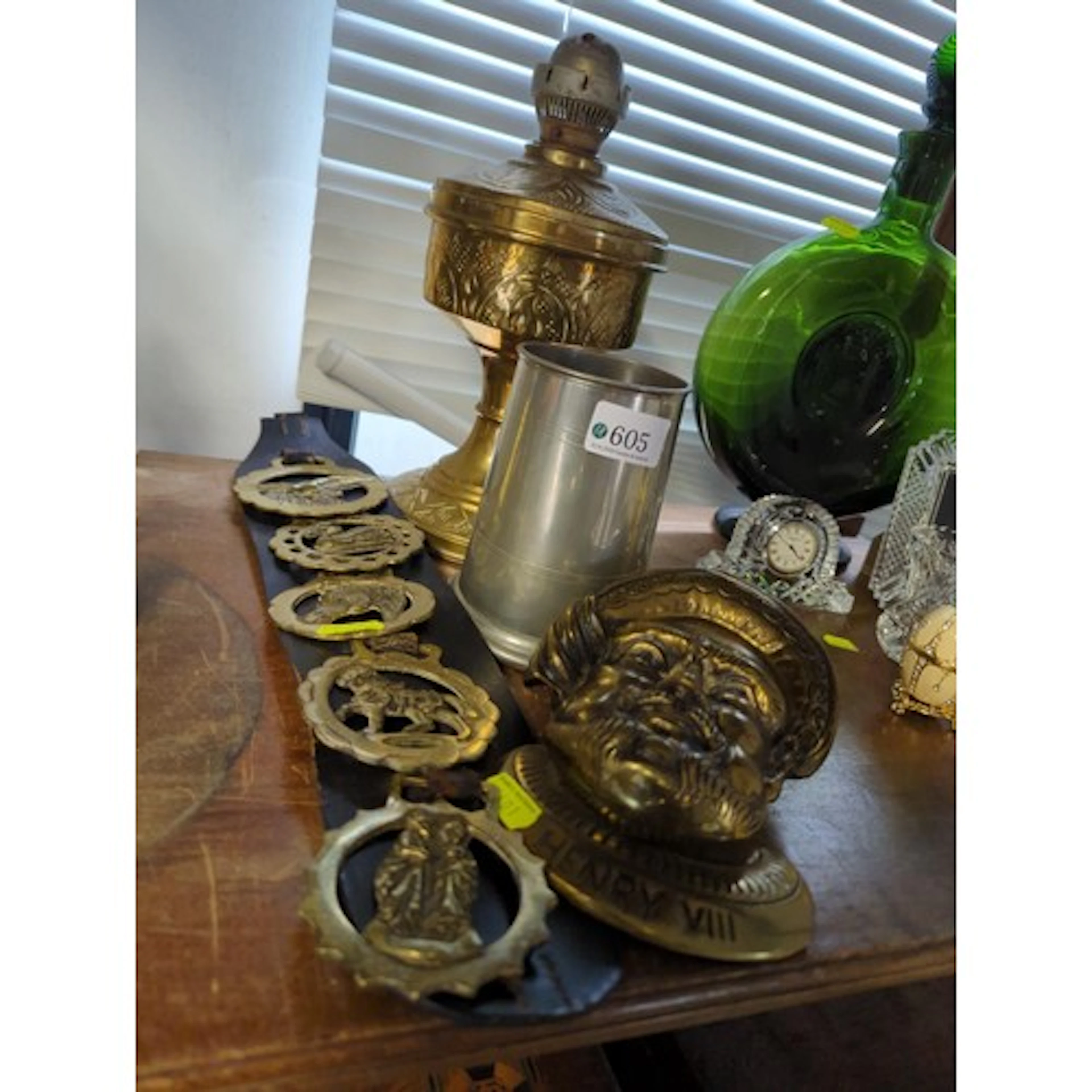 collection of metal items Inc. Henry VIII door knocker, beer...